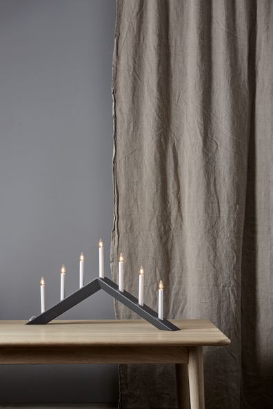 Fensterleuchter ARROW - 7 warmweiße Glühlampen - L: 69cm, H: 36cm - Holz - Schalter - Schwarz Fensterleuchter ARROW - 7 warmweiße Glühlampen - L: 69cm, H: 36cm - Holz - Schalter - Schwarz