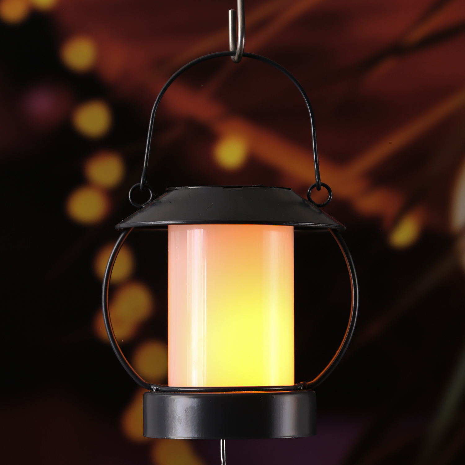LED Solar Laterne - Flammeneffekt - hängend u. stehend - H: 14cm - Lichtsensor - schwarz LED Solar Laterne - Flammeneffekt - hängend u. stehend - H: 14cm - Lichtsensor - schwarz
