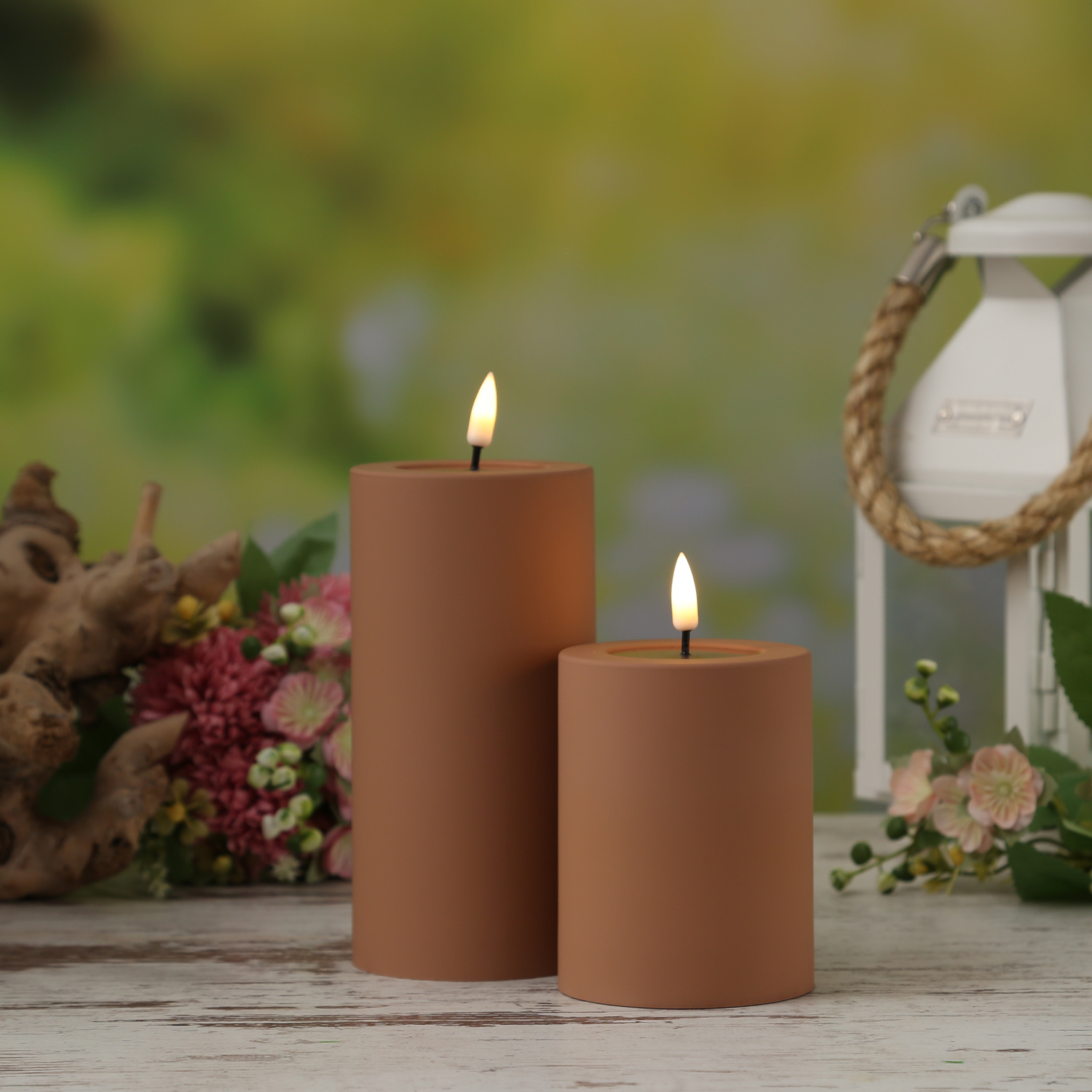 LED Stumpenkerze MIA - Kunststoff - 3D Flamme - H: 15cm - D: 7,5cm - für Außen - karamell LED Stumpenkerze MIA - Kunststoff - 3D Flamme - H: 15cm - D: 7,5cm - für Außen - karamell