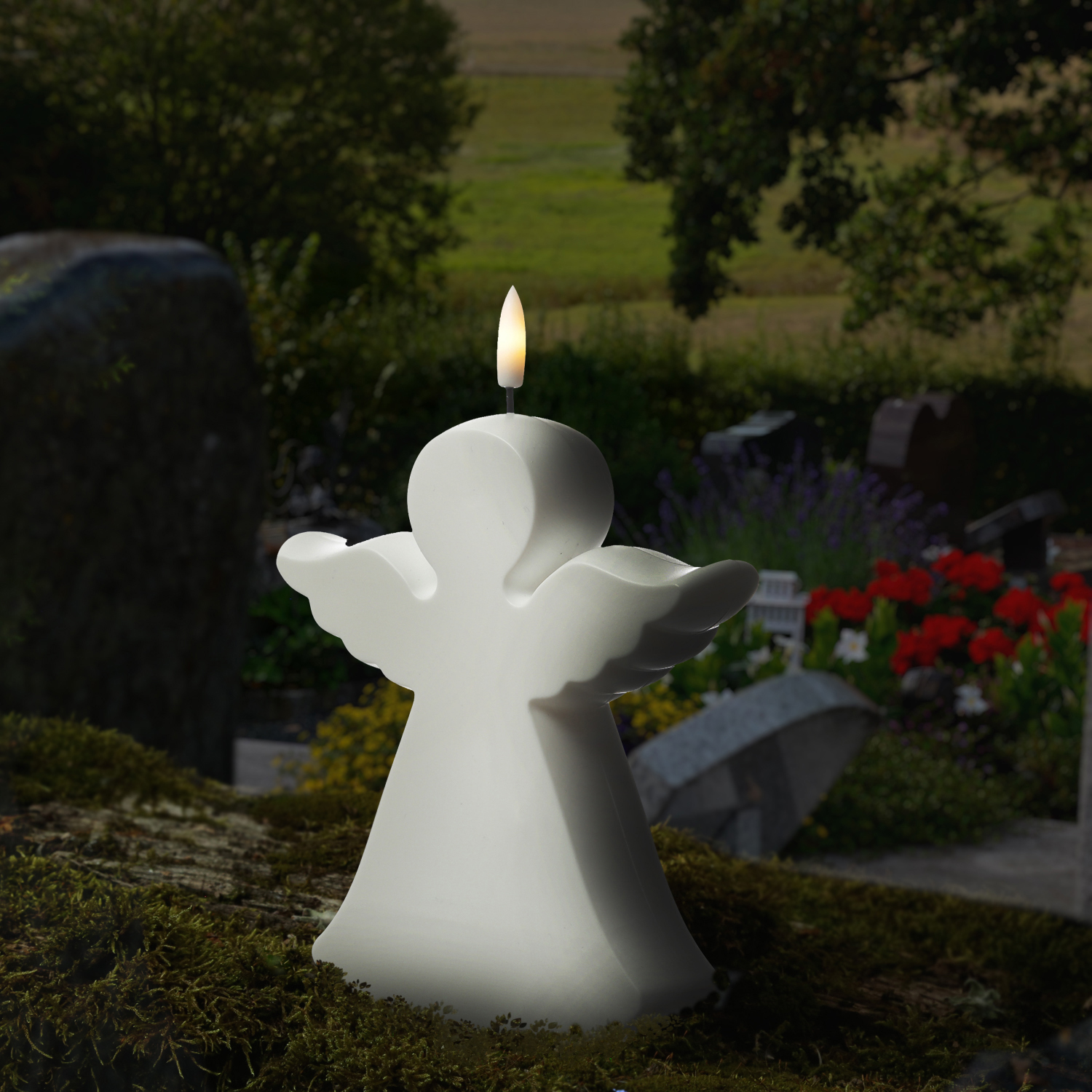 LED Gartenfigur Grabdeko Engel-Kerze - 1 warmweiße LED - H: 18cm - Timer - Batteriebetrieb - weiß