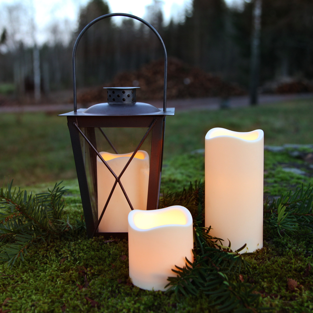 LED Stumpenkerze "Paul" - flackernde LED - H: 15cm - Batteriebetrieb - Timer - outdoor - creme