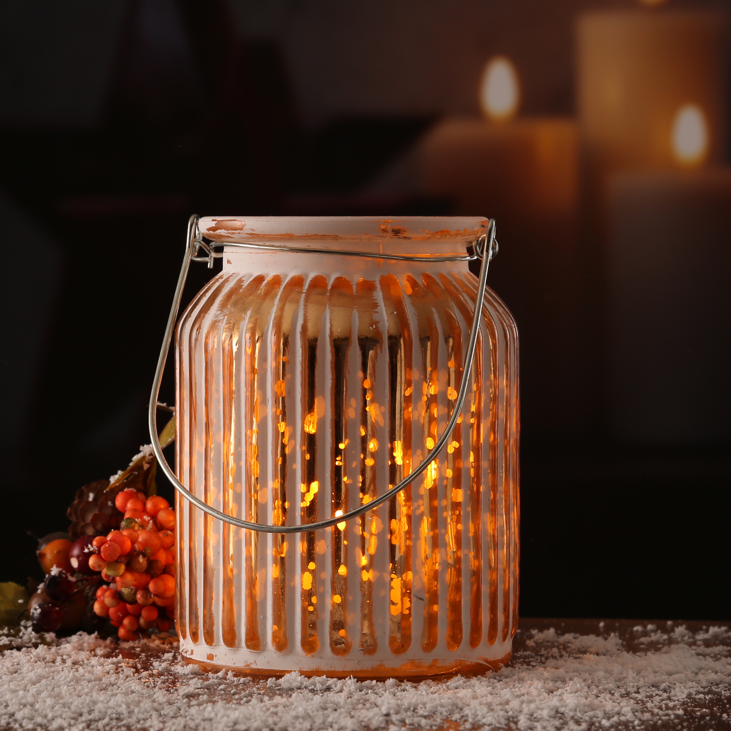 Windlicht - geriffeltes Glas - Metallhenkel - H: 14,5cm - weiß, kupfer Windlicht - geriffeltes Glas - Metallhenkel - H: 14,5cm - weiß, kupfer