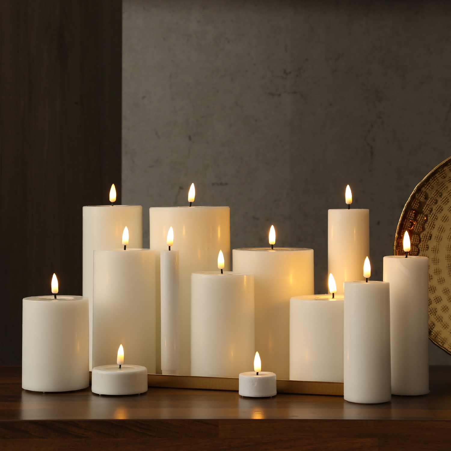 LED Stumpenkerze MIA - Echtwachs - realistische 3D Flamme - H: 10cm D: 5cm - Batterie - creme LED Stumpenkerze MIA - Echtwachs - realistische 3D Flamme - H: 10cm D: 5cm - Batterie - creme