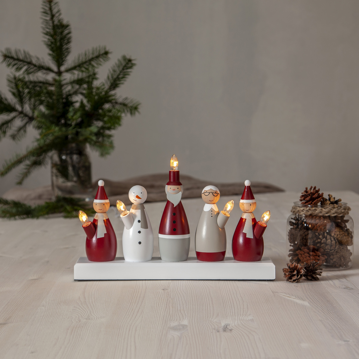 Fensterleuchter Weihnachtsmann - 5flammig - warmweiße E10 Glühlampen - H: 20,5cm, L. 33,5cm - rot Fensterleuchter Weihnachtsmann - 5flammig - warmweiße E10 Glühlampen - H: 20,5cm, L. 33,5cm - rot