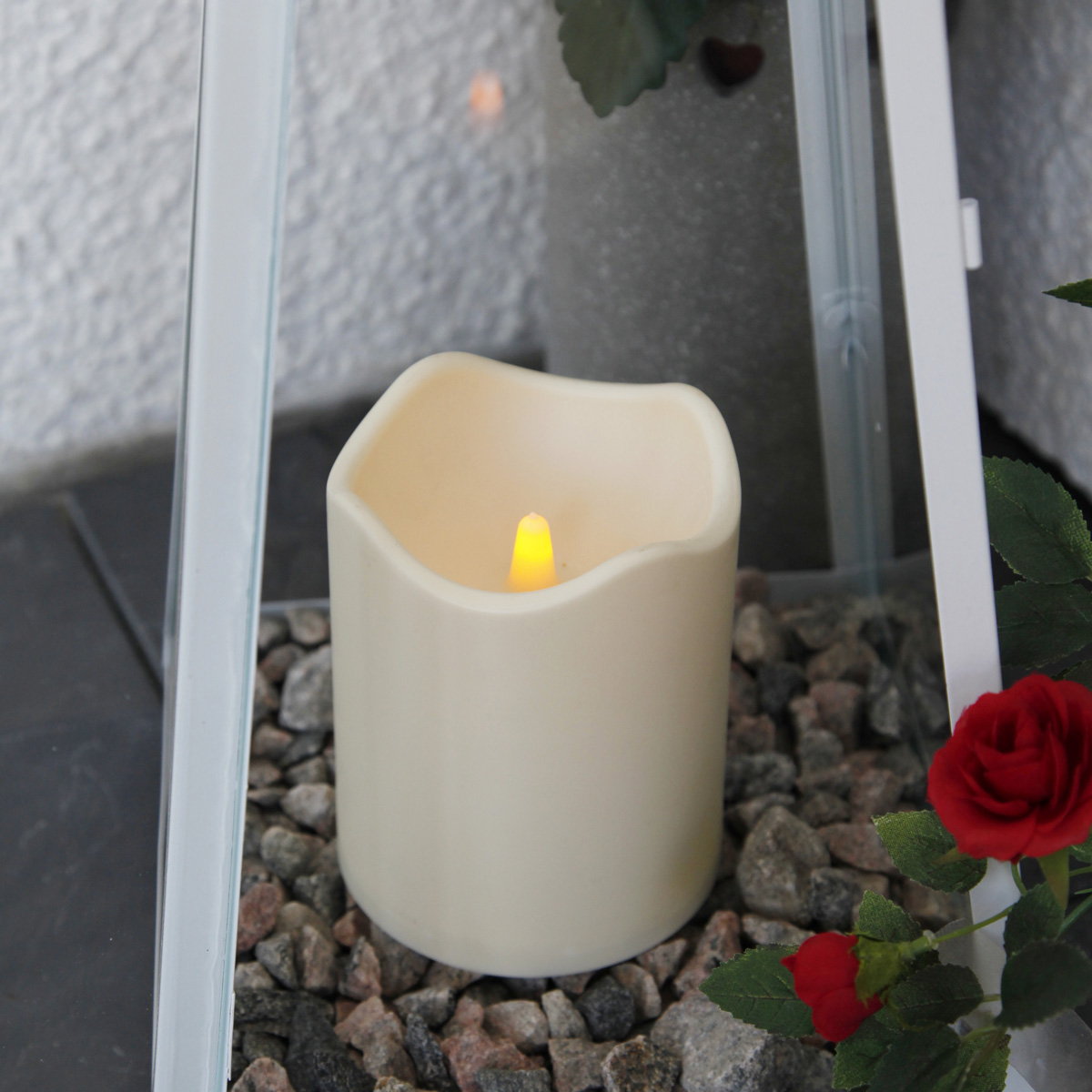 LED Stumpenkerze "Paul" - flackernde LED - H: 12,5cm - Sensor - Timer - outdoor - creme