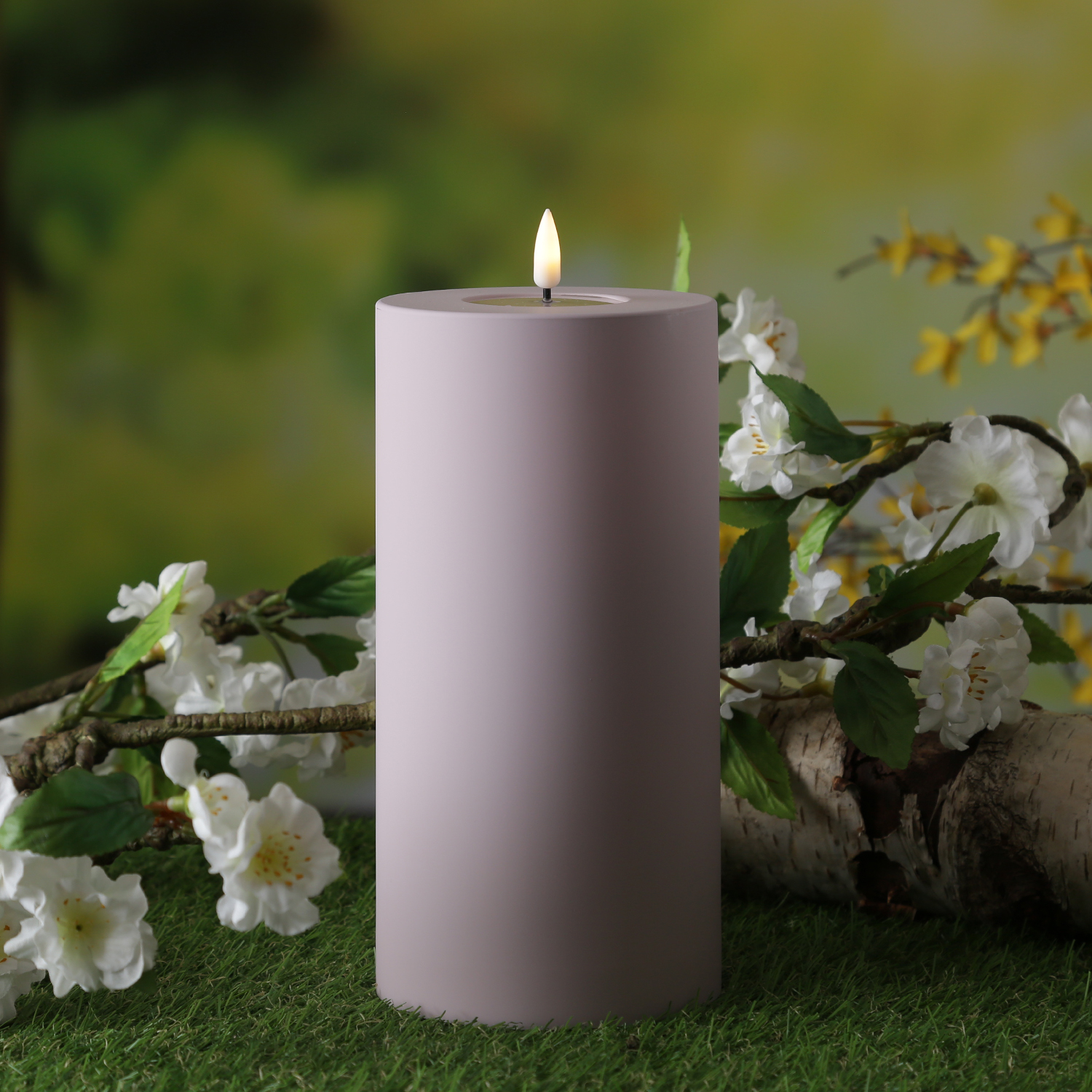 LED Stumpenkerze MIA - Kunststoff - realistische 3D Flamme - H- 20cm - f. Aussen - flieder-lila LED Stumpenkerze MIA - Kunststoff - realistische 3D Flamme - H- 20cm - f. Aussen - flieder-lila