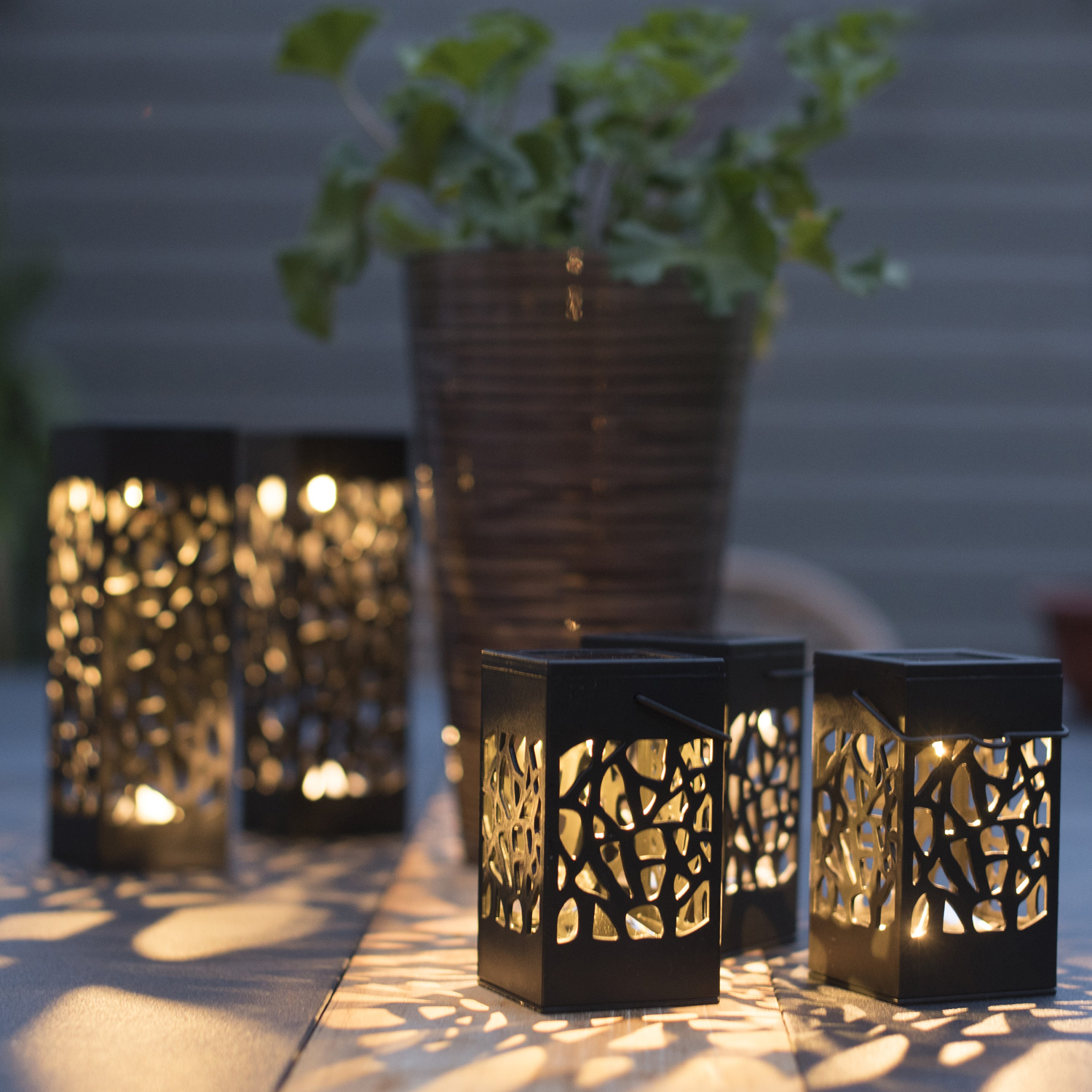 LED Solar Laternen Izola - zum Hängen o. Stellen - warmweiße LED - H: 11cm - Lichtsensor - 3er Set