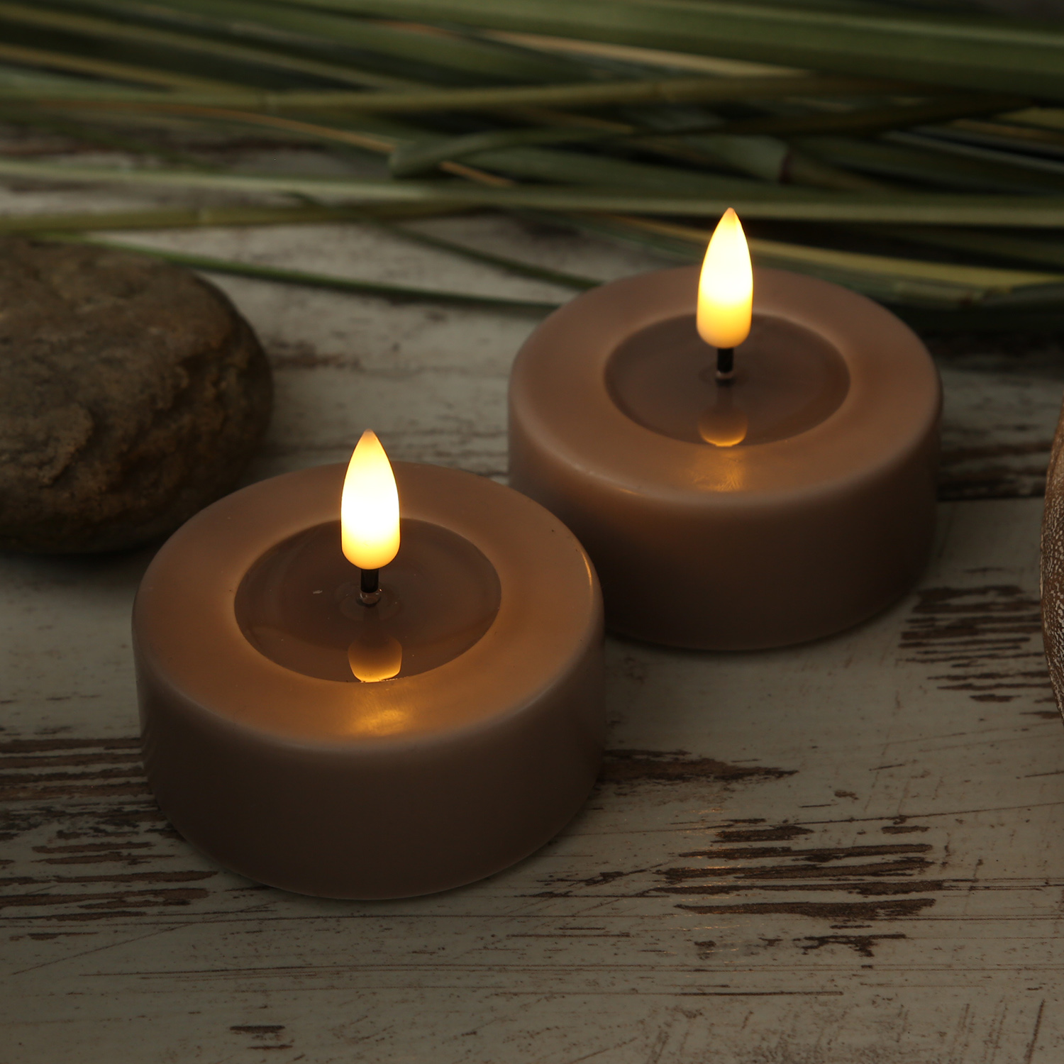 LED Teelichter MIA - realistische 3D Flamme - D: 6,1cm - Batteriebetrieb - altrosa - 2 Stück LED Teelichter MIA - realistische 3D Flamme - D: 6,1cm - Batteriebetrieb - altrosa - 2 Stück