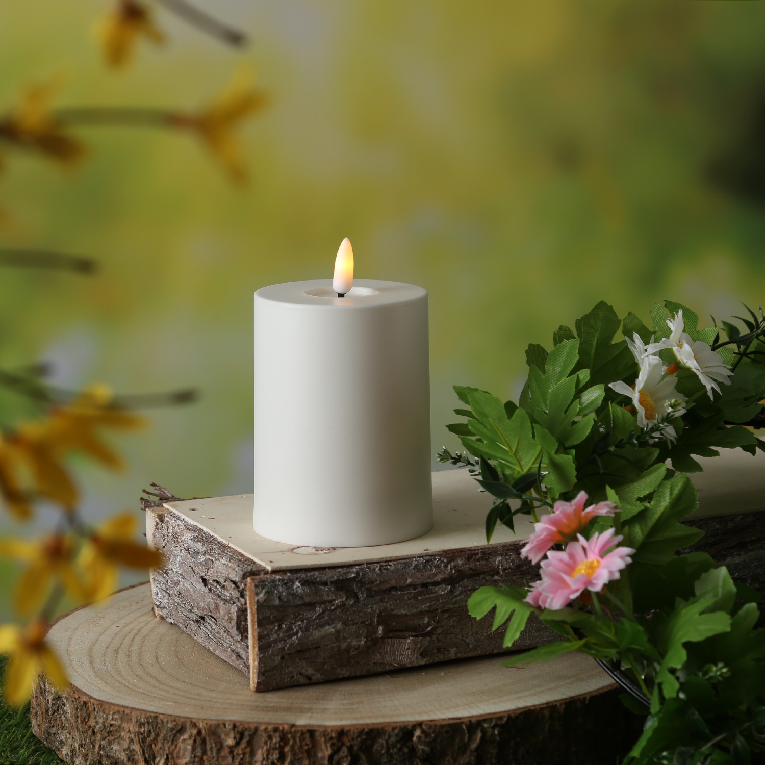 LED Kerze outdoor - Kunststoff - 3D Flamme - H: 12,5cm - D: 7,5cm - Timer - für Innen/Außen - weiß