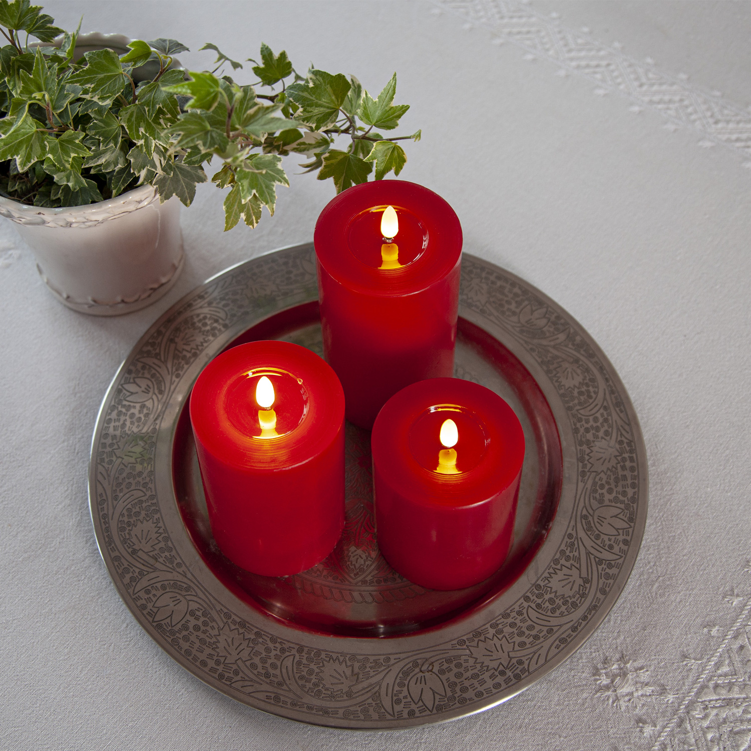 LED Kerzenset LINA - Echtwachs - realistische 3D Flamme - 3 Größen - Timer - rot - 3er Set
