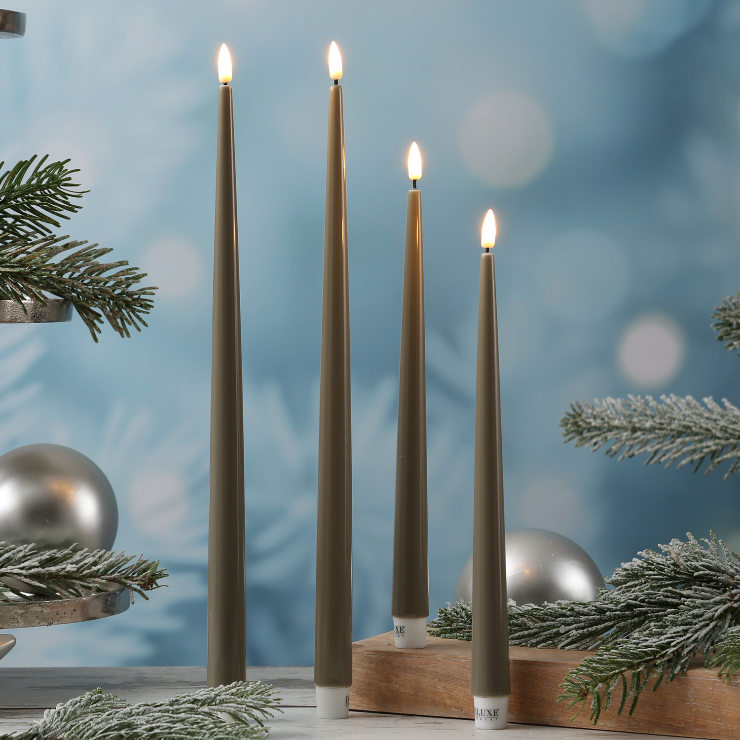 LED Stabkerzen ELLA - Echtwachs - realistische 3D Flamme - H: 38cm - sand/taupe - 2 Stück LED Stabkerzen ELLA - Echtwachs - realistische 3D Flamme - H: 38cm - sand/taupe - 2 Stück