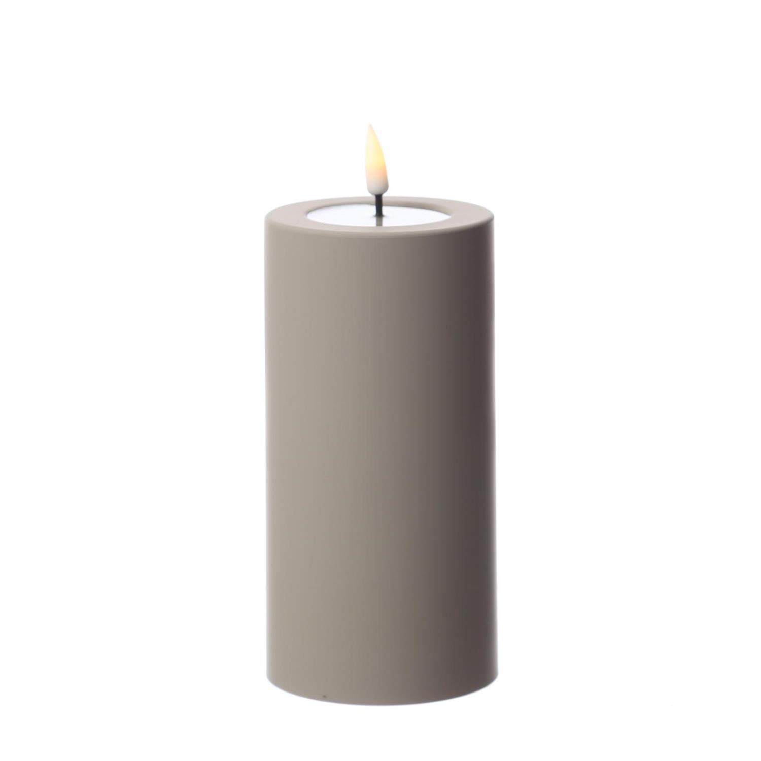 LED Stumpenkerze MIA - Kunststoff - 3D Flamme - H- 15cm - D- 7-5cm - für Aussen - sand LED Stumpenkerze MIA - Kunststoff - 3D Flamme - H- 15cm - D- 7-5cm - fuer Aussen - sand