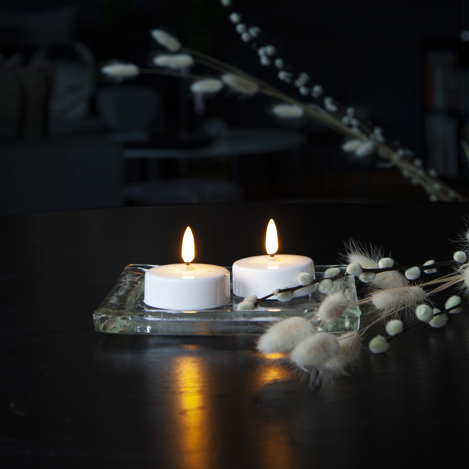 LED Teelicht "Flamme" - warmweiße Flamme - Batteriebetrieb - Timer - H: 5,5cm - weiß - 2er Set LED Teelicht "Flamme" - warmweiße Flamme - Batteriebetrieb - Timer - H: 5,5cm - weiß - 2er Set