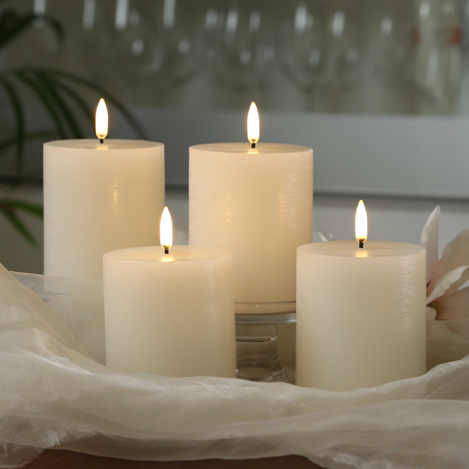LED Kerzenset PIA - Rustik-Optik - H: 10cm - inkl. Batterien und Fernbedienung - creme - 4er Set LED Kerzenset PIA - Rustik-Optik - H: 10cm - inkl. Batterien und Fernbedienung - creme - 4er Set