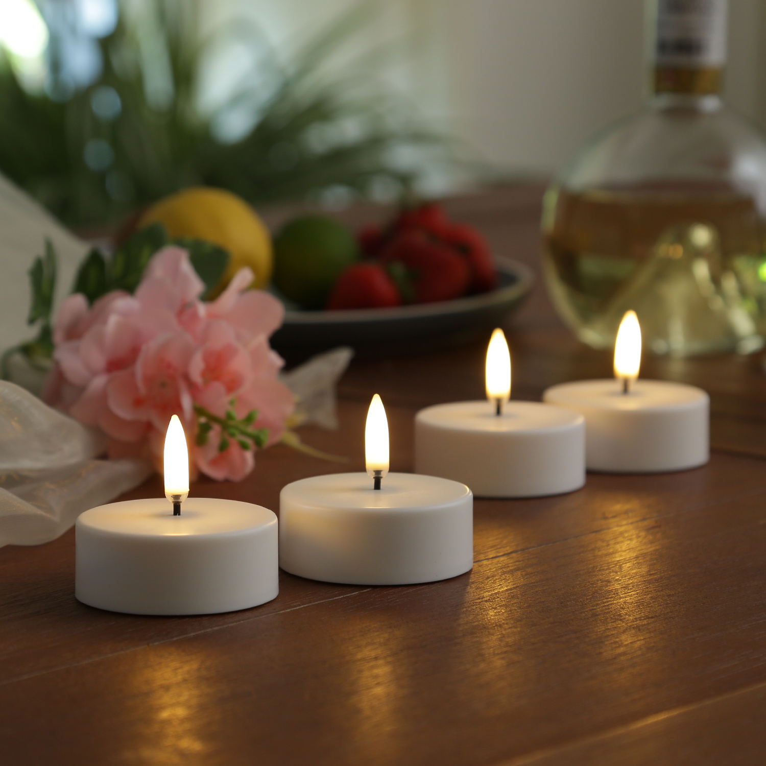 LED Maxi Teelichter - 4 wiederaufladbare LED Teelichter - D: 6cm - Timer - weiß - für Außen