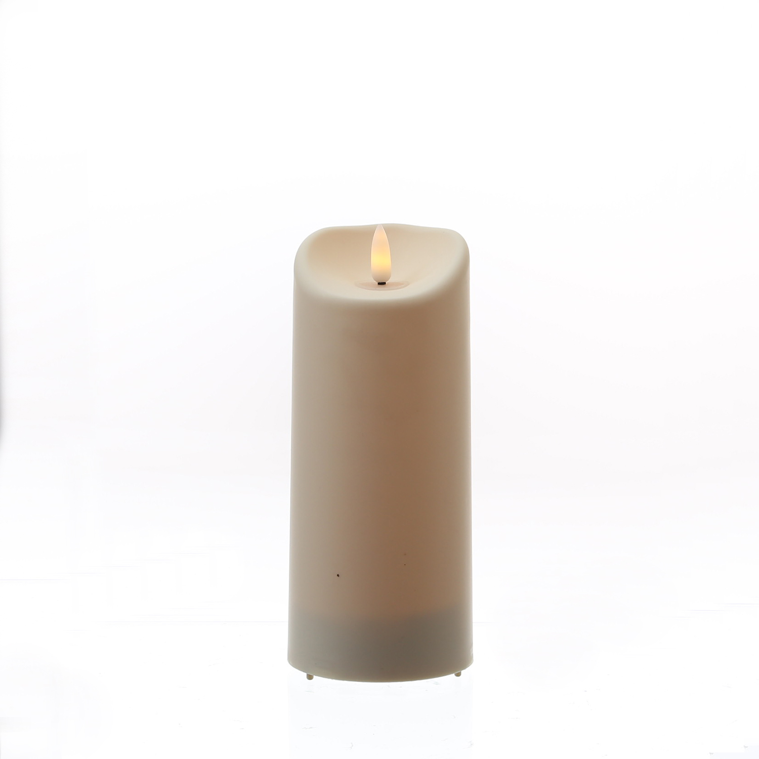 LED Stumpenkerze Flamme - Kunststoff - warmweiße 3D Flamme - H: 17,5cm - Timer - outdoor - creme LED Stumpenkerze Flamme - Kunststoff - warmweiße 3D Flamme - H: 17,5cm - Timer - outdoor - creme