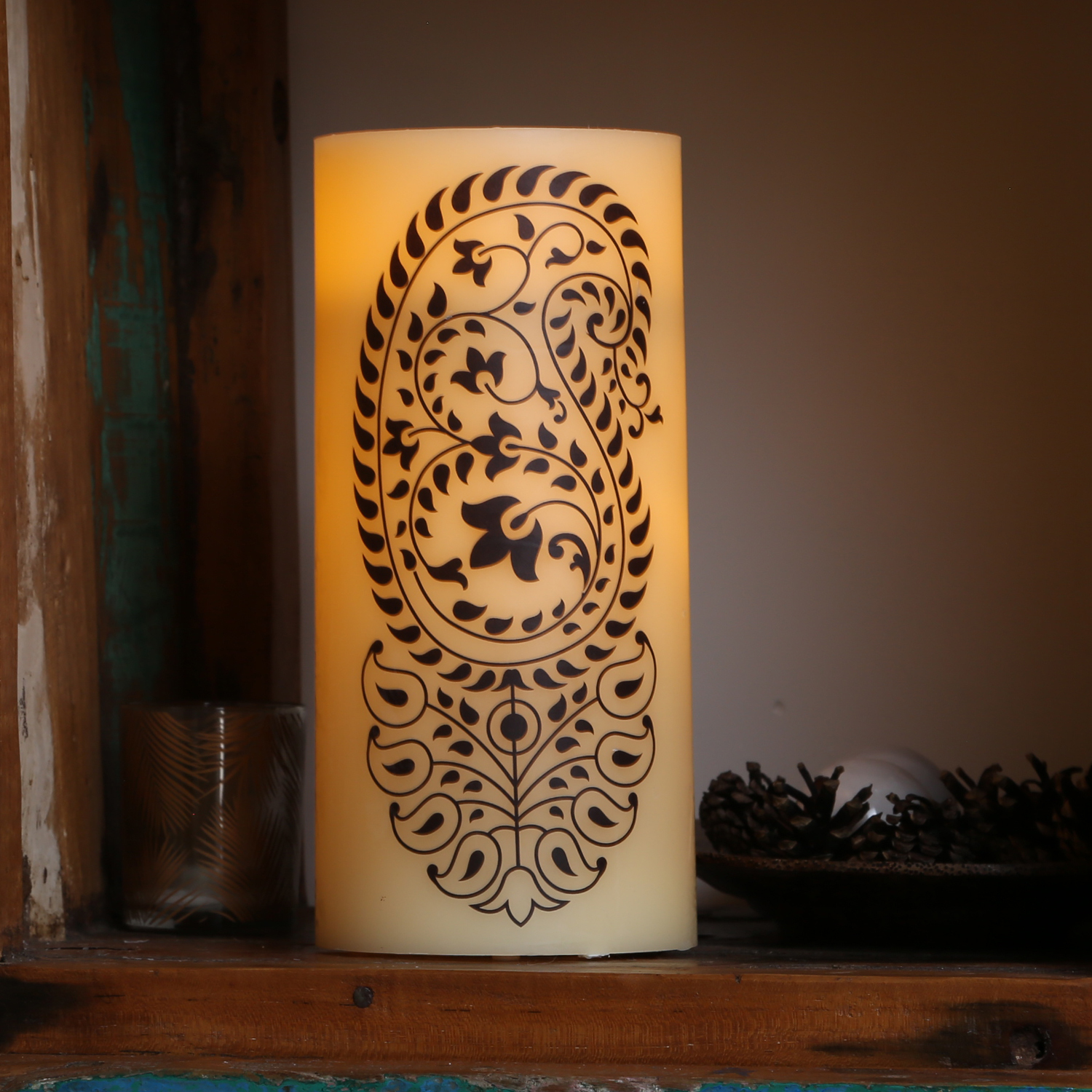 XXL LED Kerze Ornament - Echtwachs - flackernde LED - Timer - H: 25cm - D: 12cm - creme XXL LED Kerze Ornament - Echtwachs - flackernde LED - Timer - H: 25cm - D: 12cm - creme