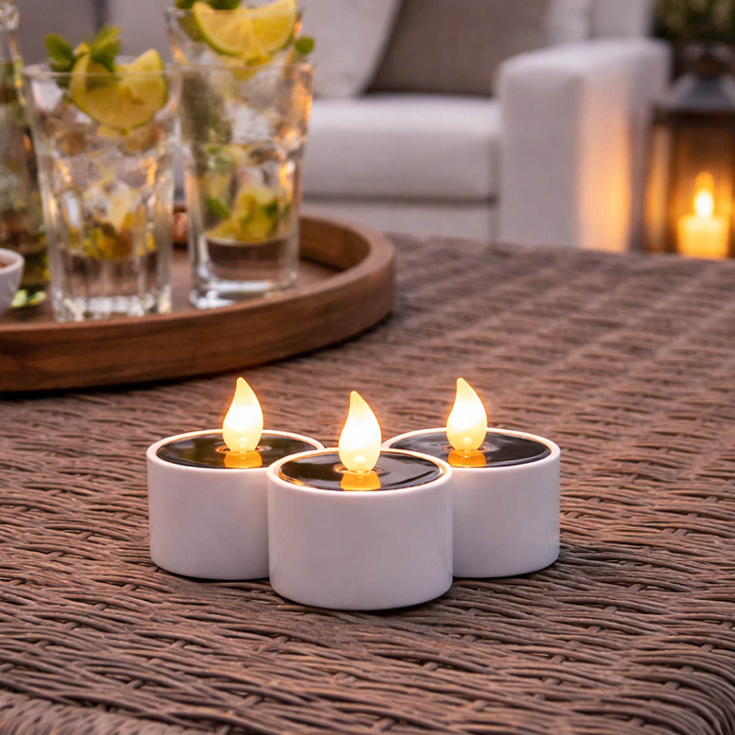LED Solar Teelichter - orange flackernde LED - Lichtsensor - H: 6cm/D: 5,2cm - für Außen - 3er Set