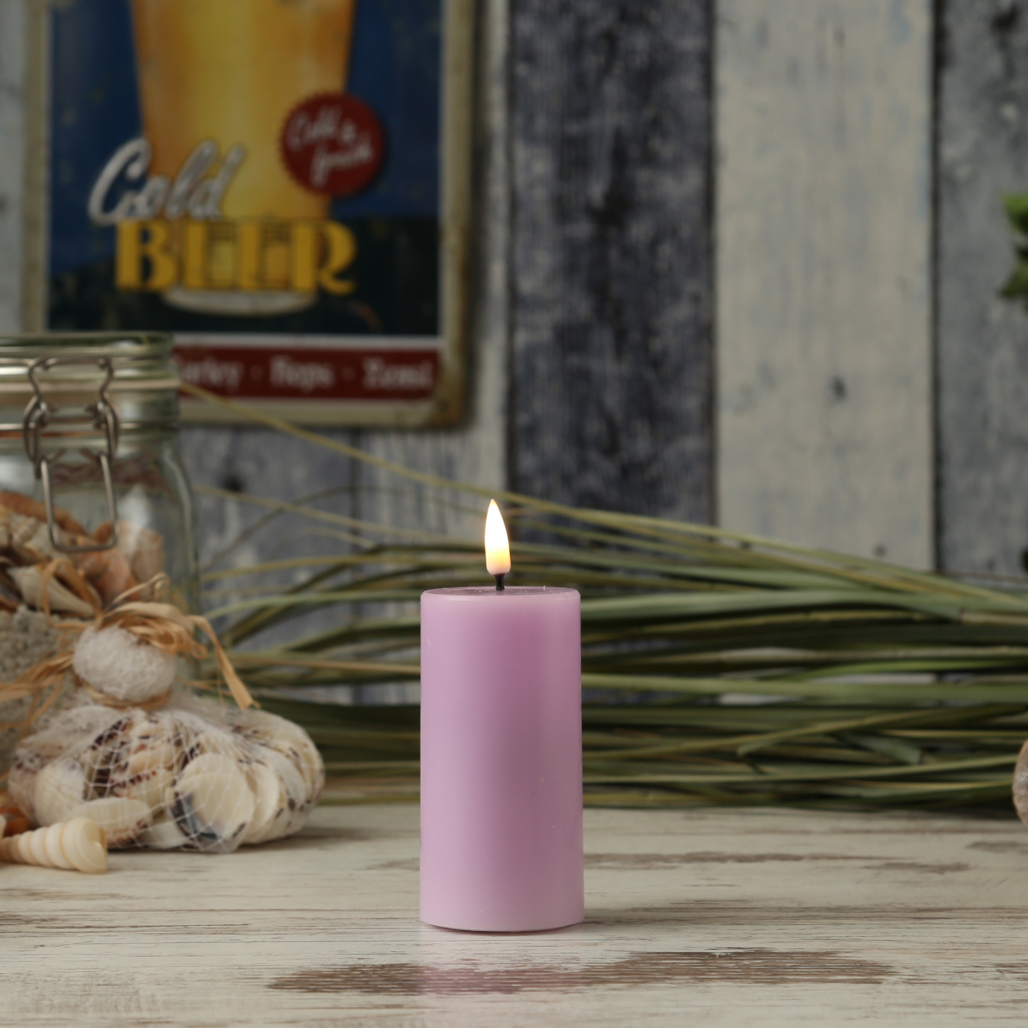 LED Stumpenkerze MIA - Echtwachs - realistische 3D Flamme - H: 10cm - D: 5cm - lavendel LED Stumpenkerze MIA - Echtwachs - realistische 3D Flamme - H: 10cm - D: 5cm - lavendel