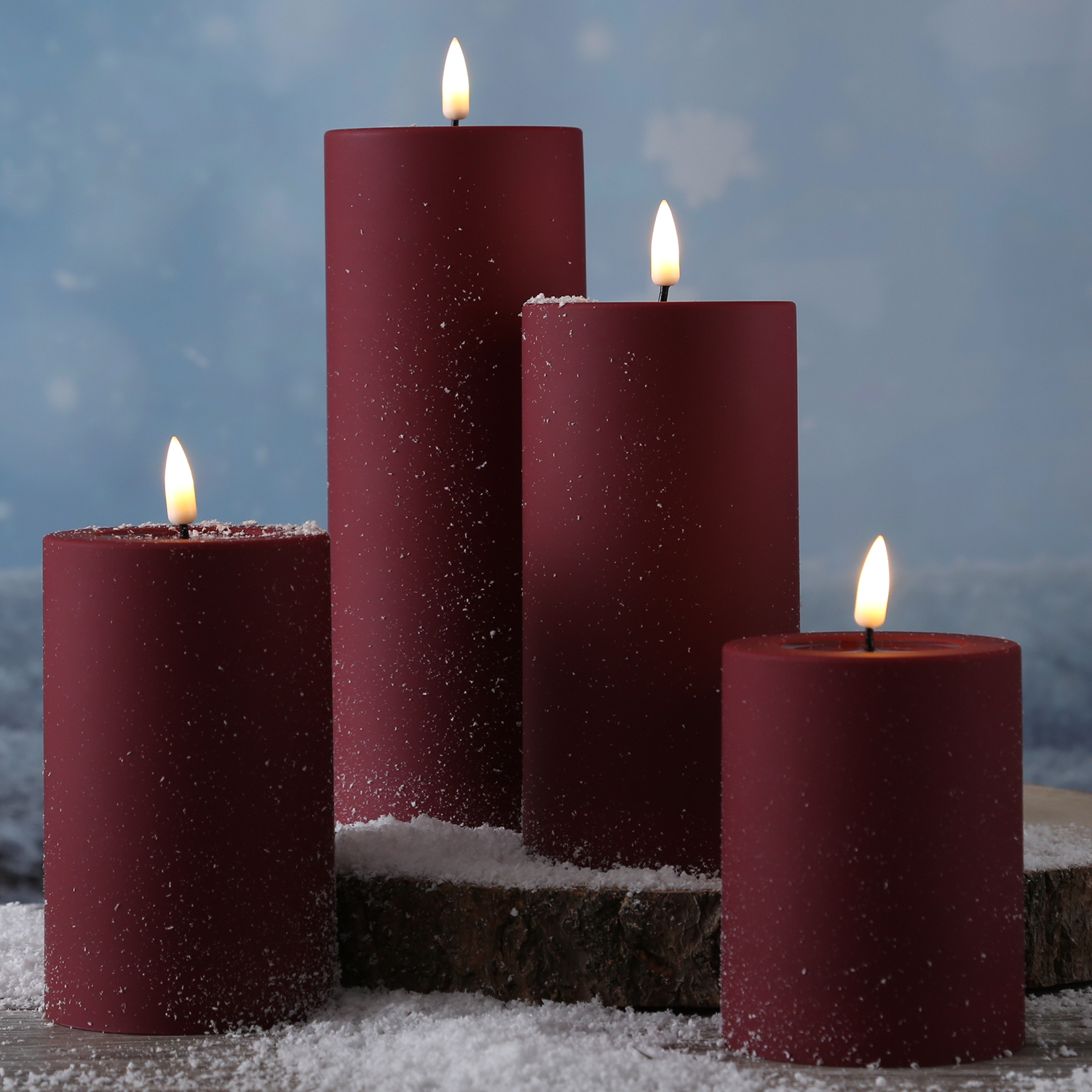 LED Stumpenkerze MIA - Kunststoff - realistische 3D Flamme - H: 15cm - f. Außen - bordeaux/dunkelrot LED Stumpenkerze MIA - Kunststoff - realistische 3D Flamme - H: 15cm - f. Außen - bordeaux/dunkelrot