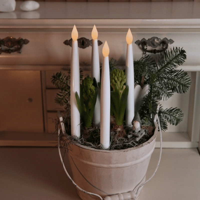 LED-Stabkerze "Paulina"- flackernde LED - H: 28cm - Batteriebetrieb - Fernbedienung - 4er Set - weiß