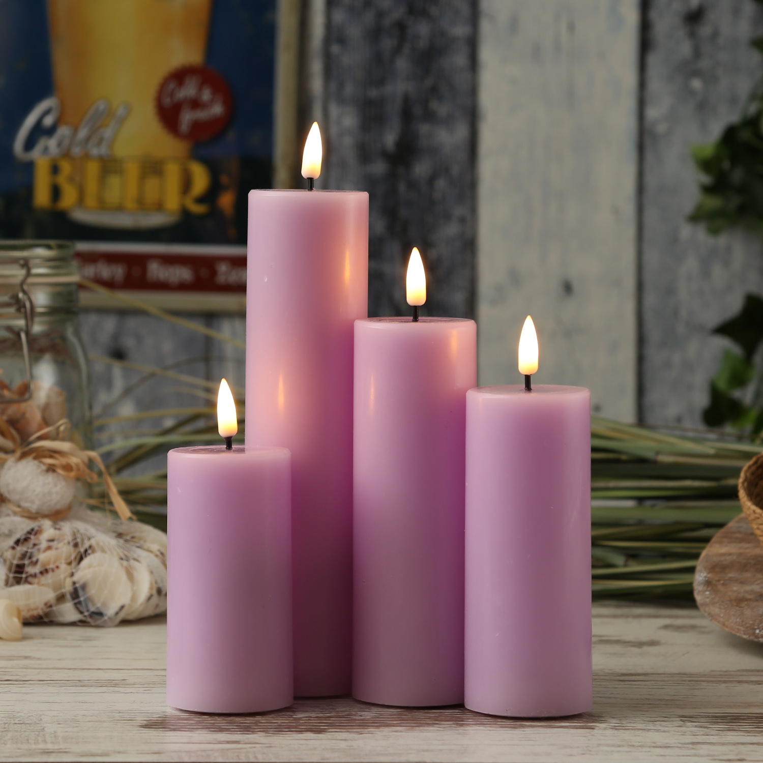 LED Stumpenkerze MIA - Echtwachs - realistische 3D Flamme - H: 12,5cm - D: 5cm - lavendel