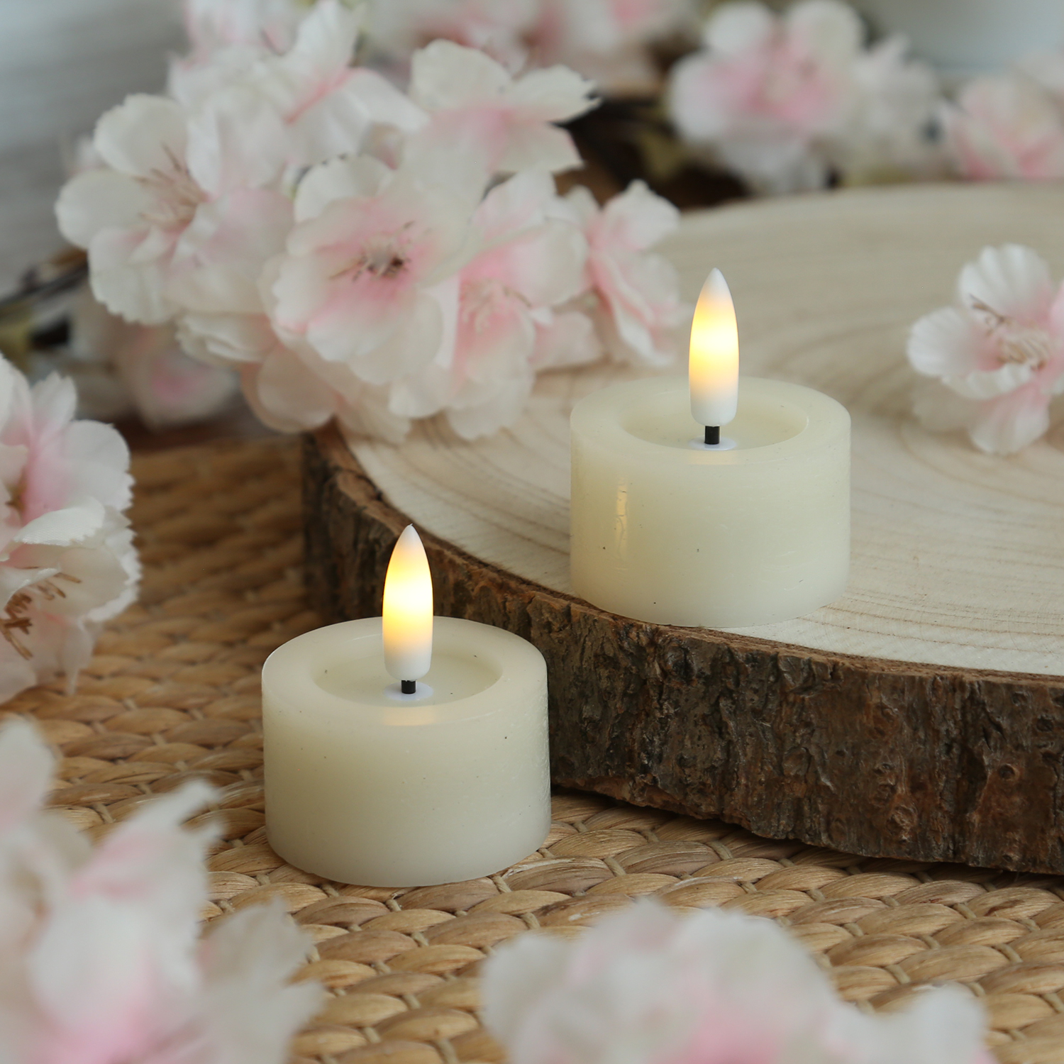 LED Teelichter LINA - Rustik-Optik - Echtwachs - Timer - mit Batterien - D: 4,5cm H: 5cm - 2St.