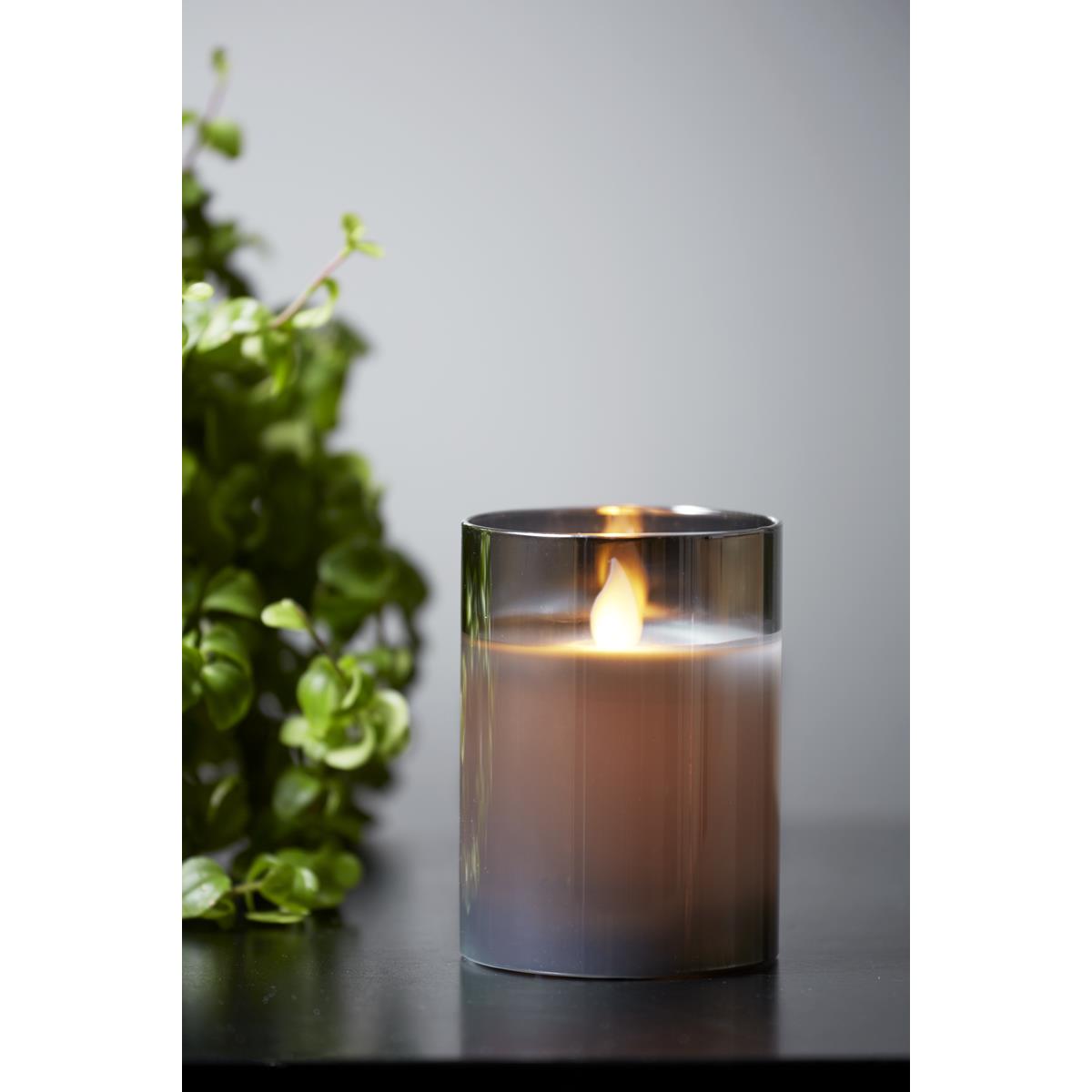 LED Kerze/Windlicht "Twinkle" - Echtwachs - mechanische Flamme - Timer - H: 10cm - rauchschwarz LED Kerze/Windlicht "Twinkle" - Echtwachs - mechanische Flamme - Timer - H: 10cm - rauchschwarz