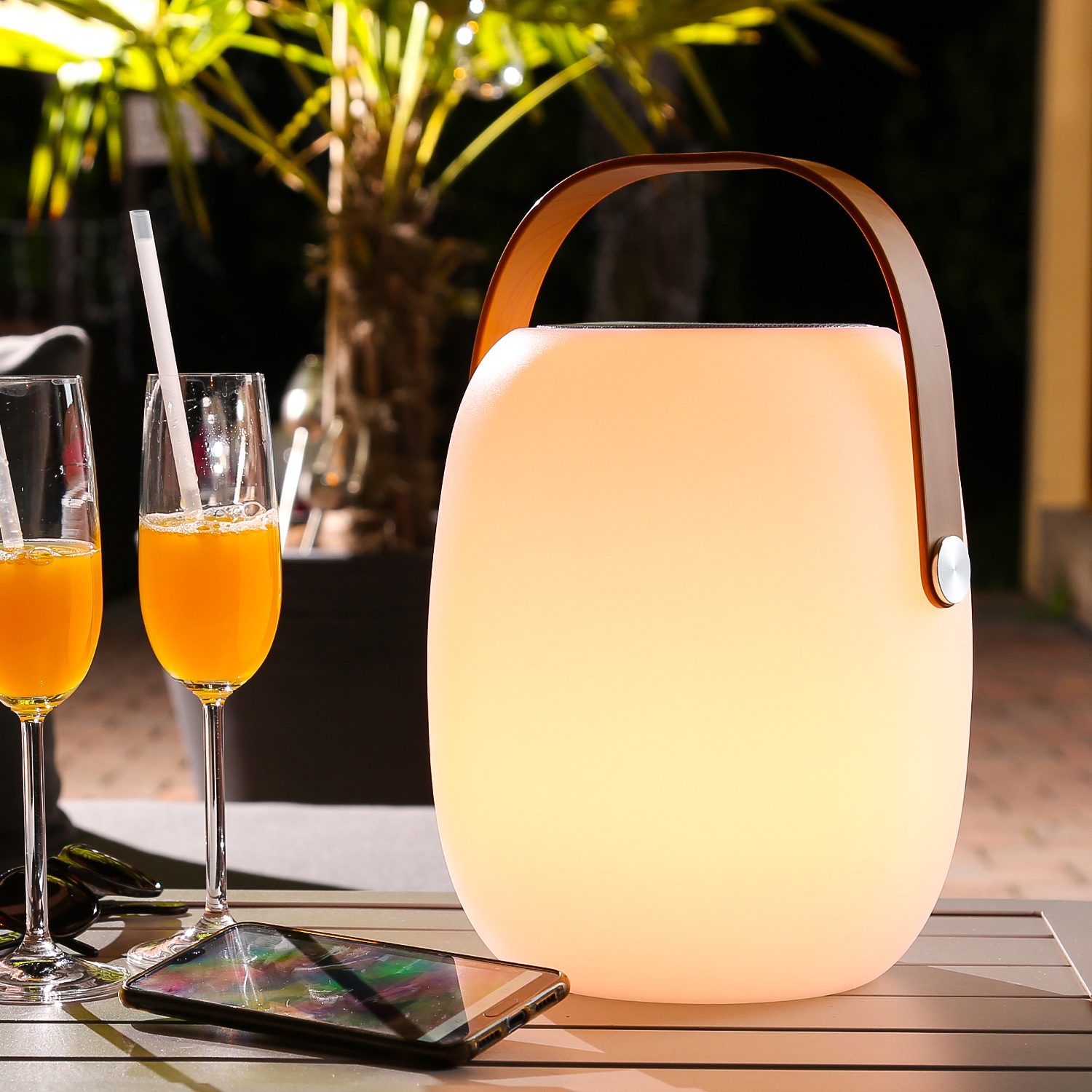 LED Lautsprecher - Gartenlautsprecher - Bluetooth - 9 warmweiße LED - H: 32cm - Outdoor LED Lautsprecher - Gartenlautsprecher - Bluetooth - 9 warmweiße LED - H: 32cm - Outdoor