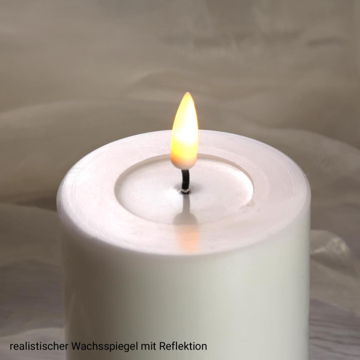 LED Stumpenkerze MIA - Echtwachs - realistische 3D Flamme - D- 5cm - H- 20cm - Batterie - weiss