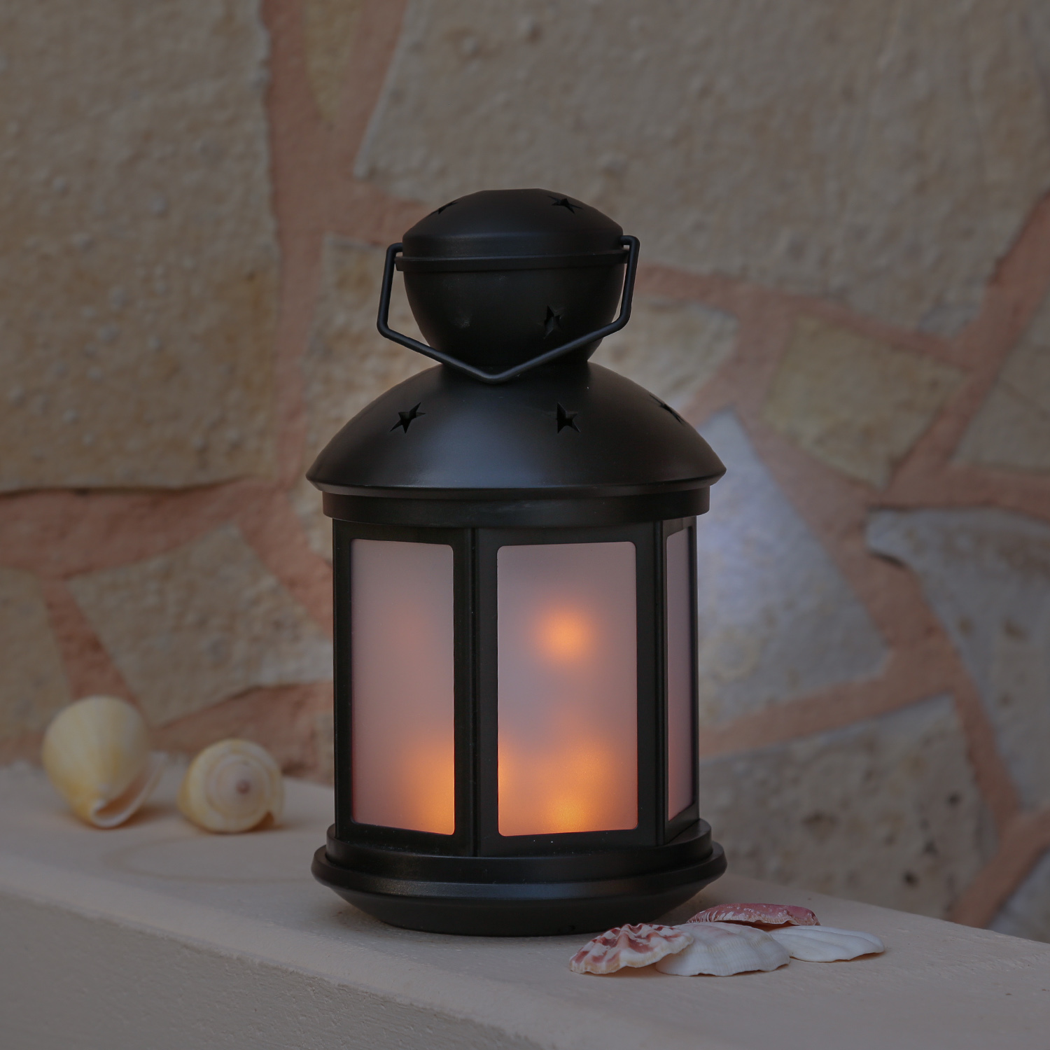 LED Laterne weiß - bewegter Flammeneffekt - H: 22cm - Batteriebetrieb - schwarz LED Laterne weiß - bewegter Flammeneffekt - H: 22cm - Batteriebetrieb - schwarz