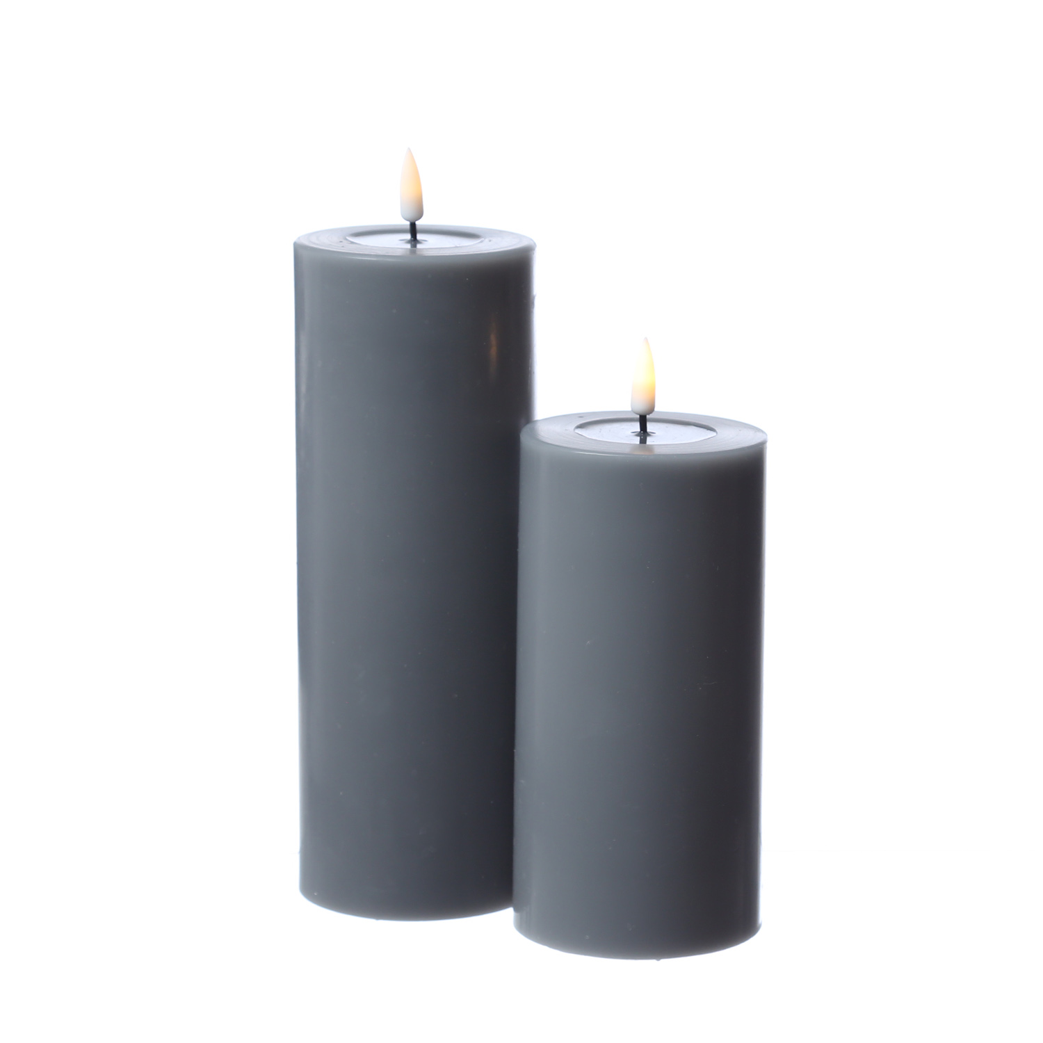 LED Stumpenkerze MIA - Echtwachs - realistische 3D Flamme - H: 20cm - Batteriebetrieb - grau LED Stumpenkerze MIA - Echtwachs - realistische 3D Flamme - H: 20cm - Batteriebetrieb - grau