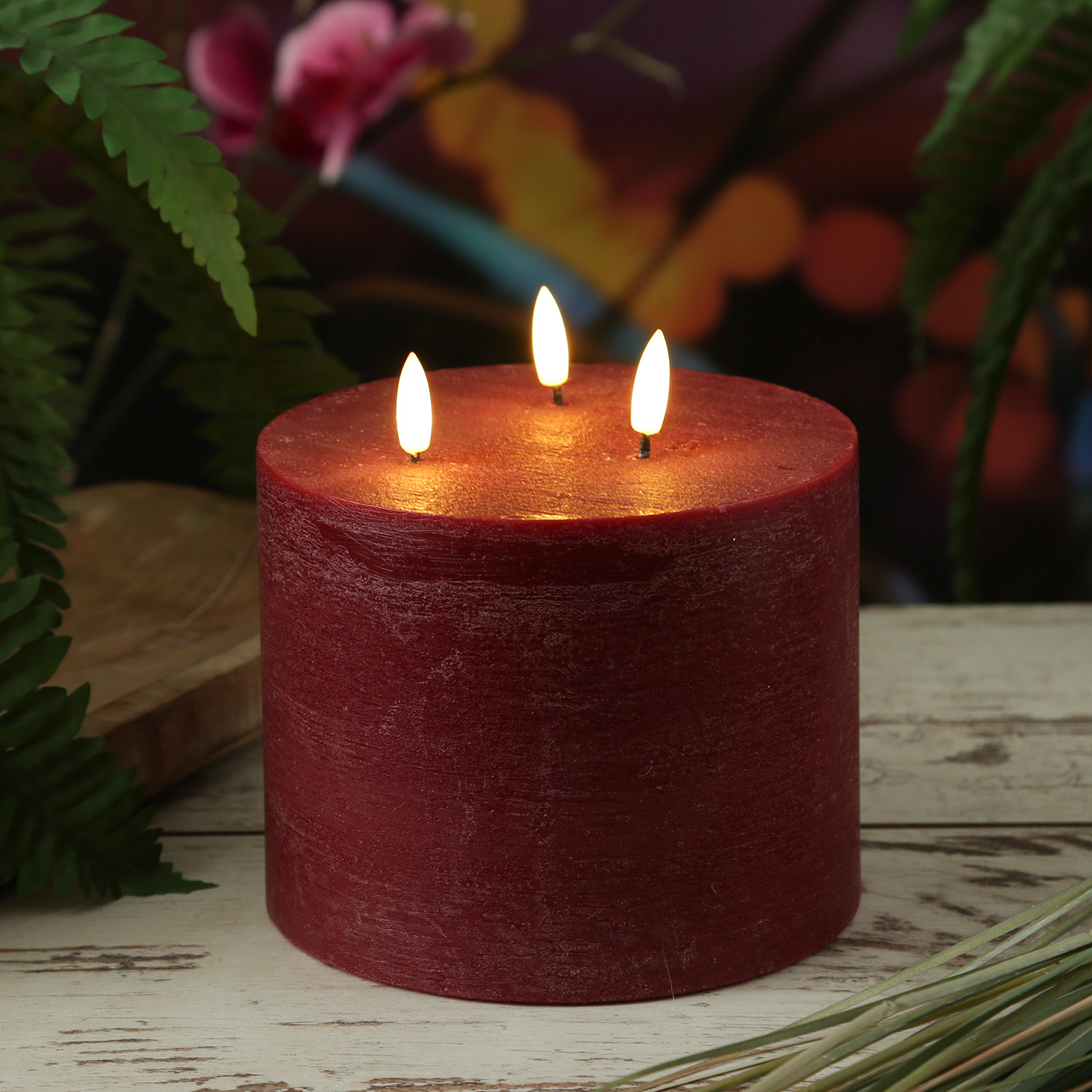 XXL LED Kerze - 3-Docht - Echtwachs - Timer - H: 15cm D: 15cm - rot XXL LED Kerze - 3-Docht - Echtwachs - Timer - H: 15cm D: 15cm - rot