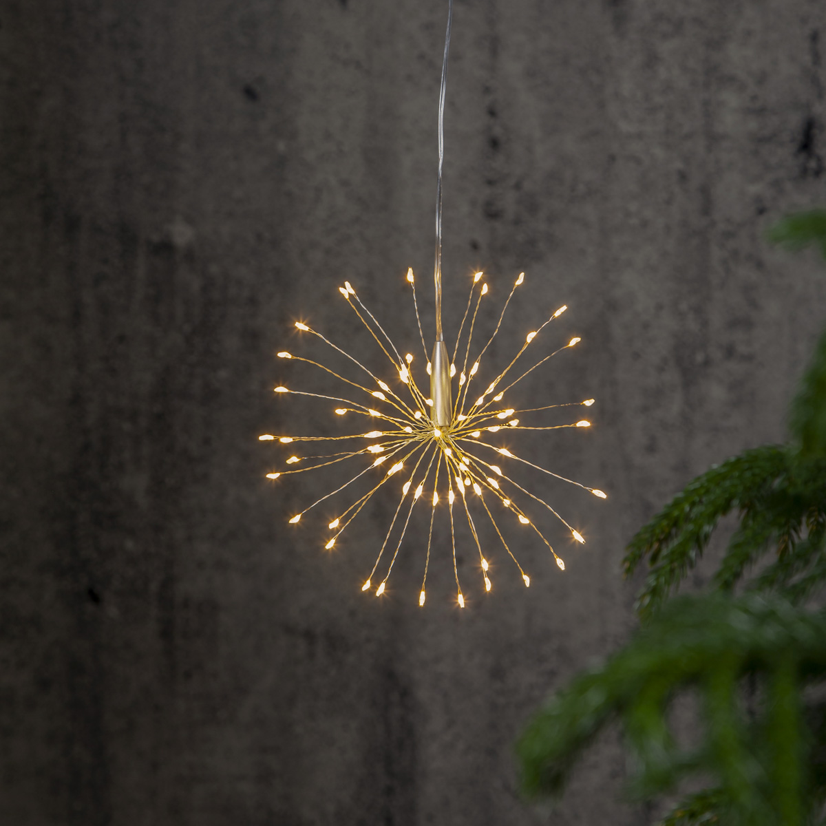 3D LED Stern Feuerwerk - hängend - 80 warmweiße LED - D: 16cm - für Innen - silber 3D LED Stern Feuerwerk - hängend - 80 warmweiße LED - D: 16cm - für Innen - silber