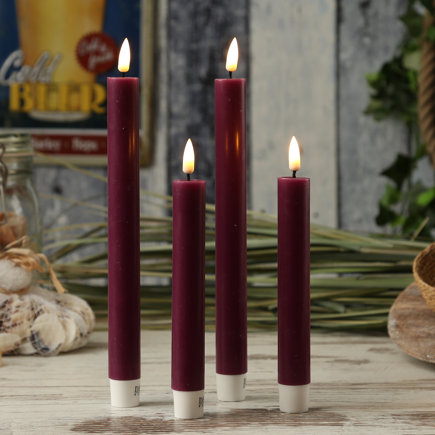 LED Stabkerzen MIA - Echtwachs - realistische 3D Flamme - H: 24cm - beere - 2 Stk LED Stabkerzen MIA - Echtwachs - realistische 3D Flamme - H: 24cm - beere - 2 Stk