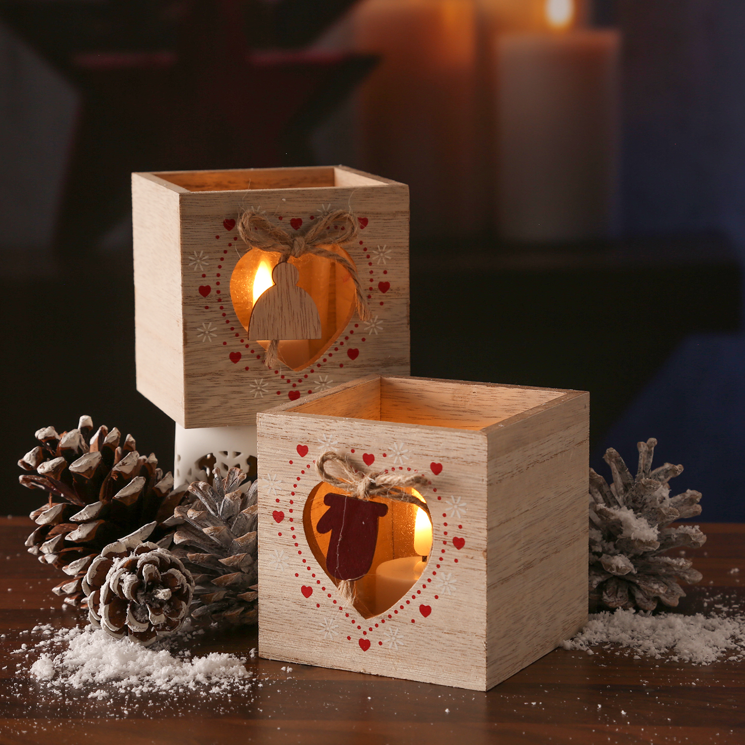 Teelichthalter HANDSCHUH IM HERZ - Windlicht - Holz - mit Glaseinsatz - H: 9cm - natur, rot