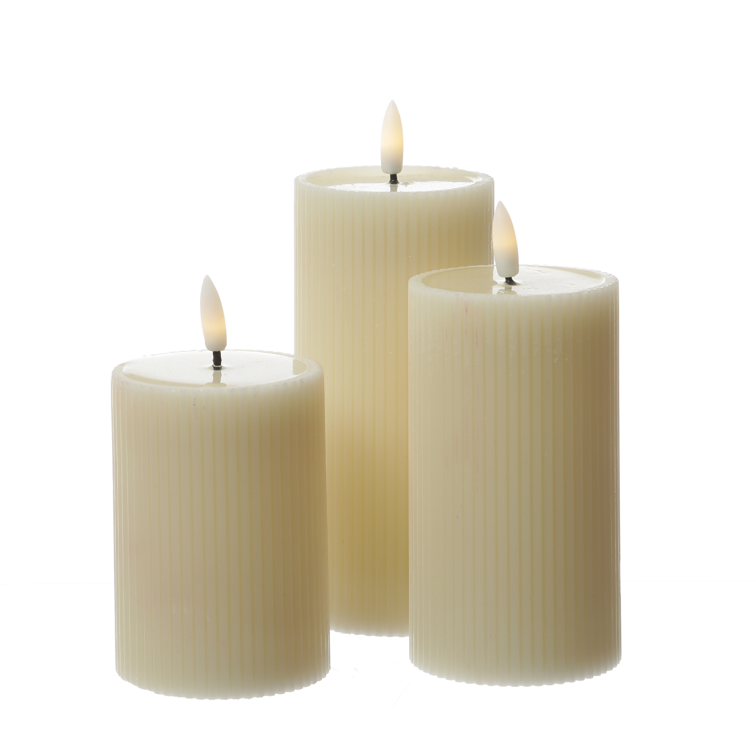 LED Kerze LIV - gerillt - Echtwachs - warmweiße 3D Flamme - H: 15,5cm - D: 7cm - Timer - creme