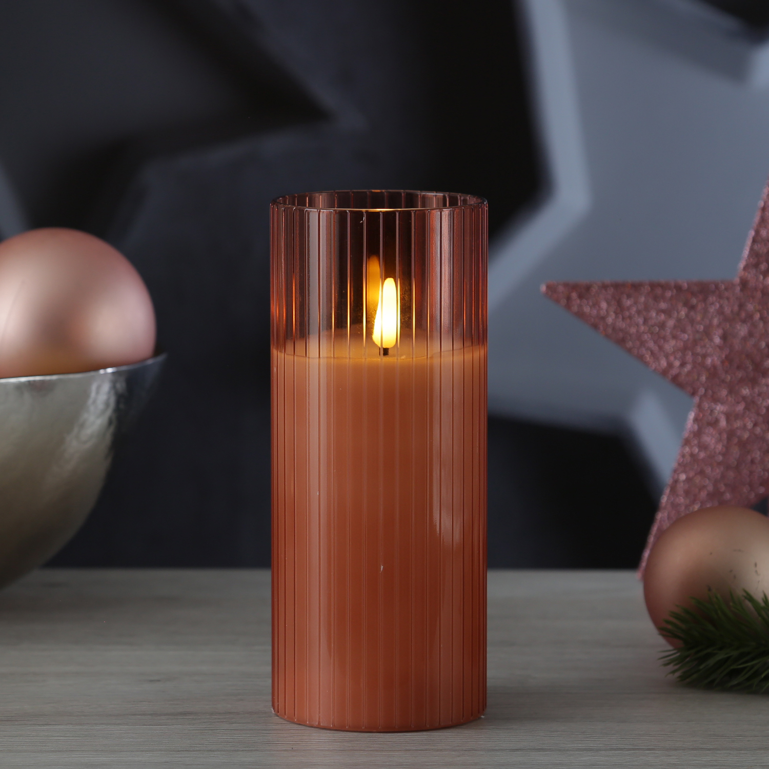 LED Kerze im Glas - Windlicht - Echtwachs - 3D Flamme - Timer - H: 17,5cm - D: 7,5cm - rosa LED Kerze im Glas - Windlicht - Echtwachs - 3D Flamme - Timer - H: 17,5cm - D: 7,5cm - rosa