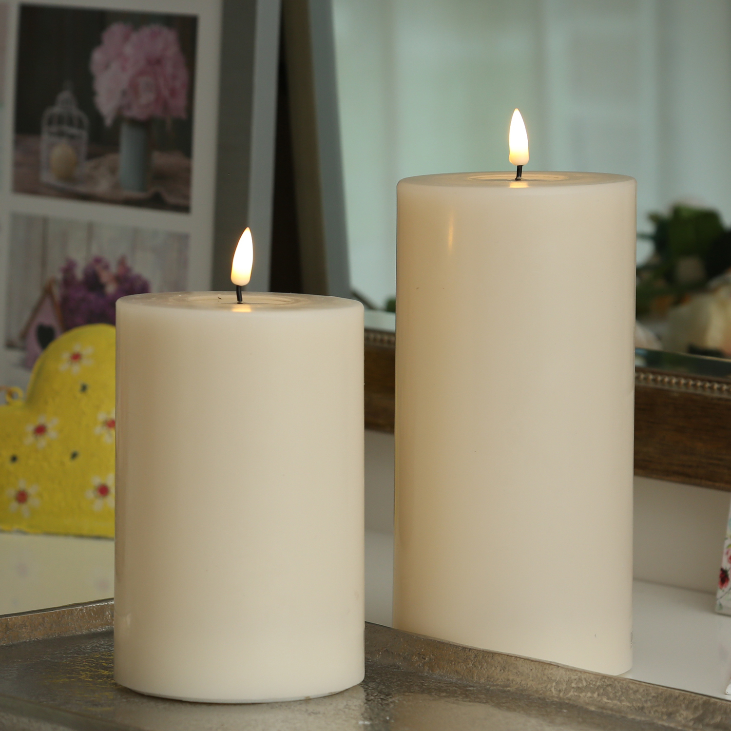 LED Stumpenkerze MIA - Echtwachs - realistische 3D Flamme - H: 20cm D:10cm - Batteriebetrieb - creme LED Stumpenkerze MIA - Echtwachs - realistische 3D Flamme - H: 20cm D:10cm - Batteriebetrieb - creme