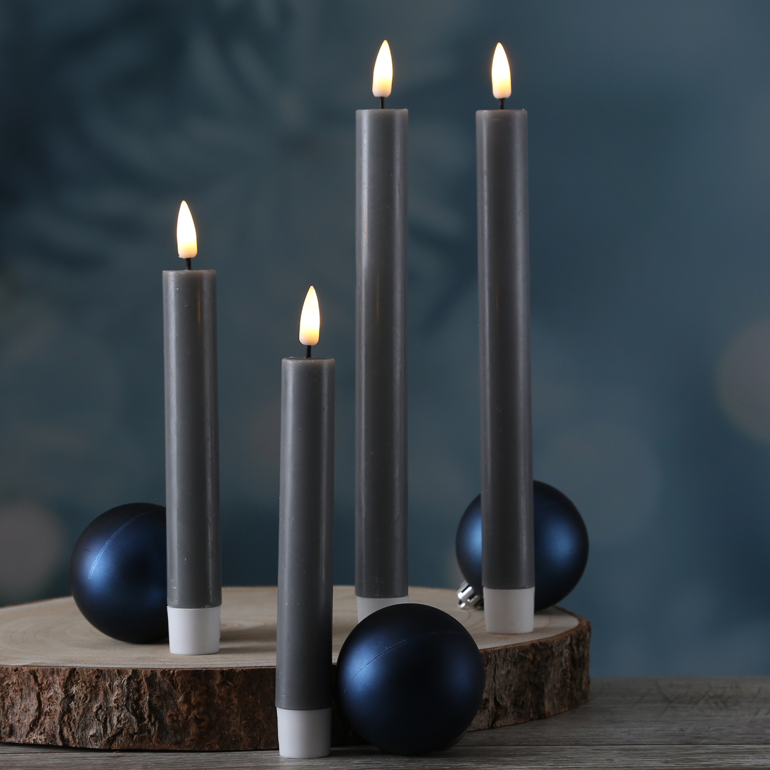 LED Stabkerzen MIA - Echtwachs - realistische 3D Flamme - H: 15cm - Batteriebetrieb - grau - 2 Stk LED Stabkerzen MIA - Echtwachs - realistische 3D Flamme - H: 15cm - Batteriebetrieb - grau - 2 Stk