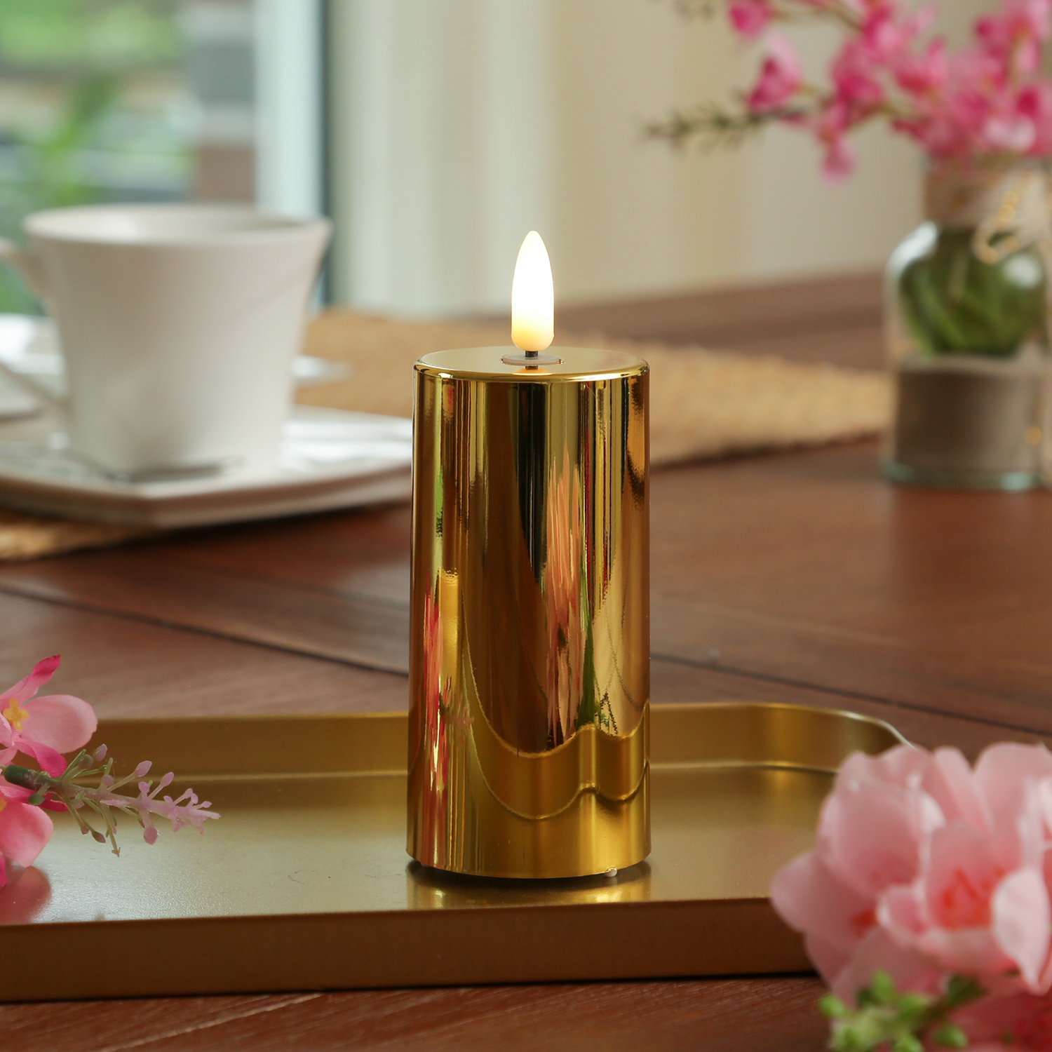 LED Kerze - Kunststoff - 3D Flamme - Timer - H: 12,5cm - D: 5cm - gold glänzend