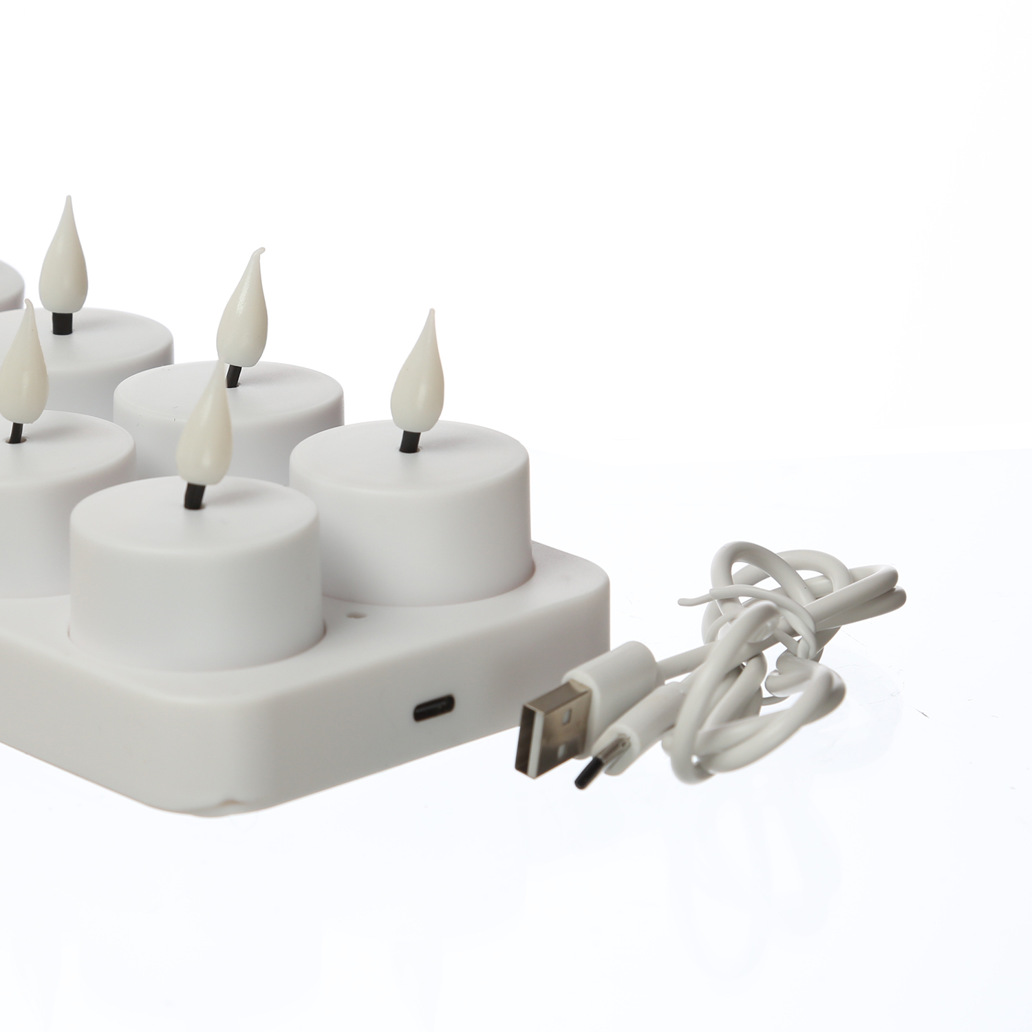 LED Teelichter - 12 wiederaufladbare LED Teelichter mit Ladestation - D: 4cm - flackernd - weiß