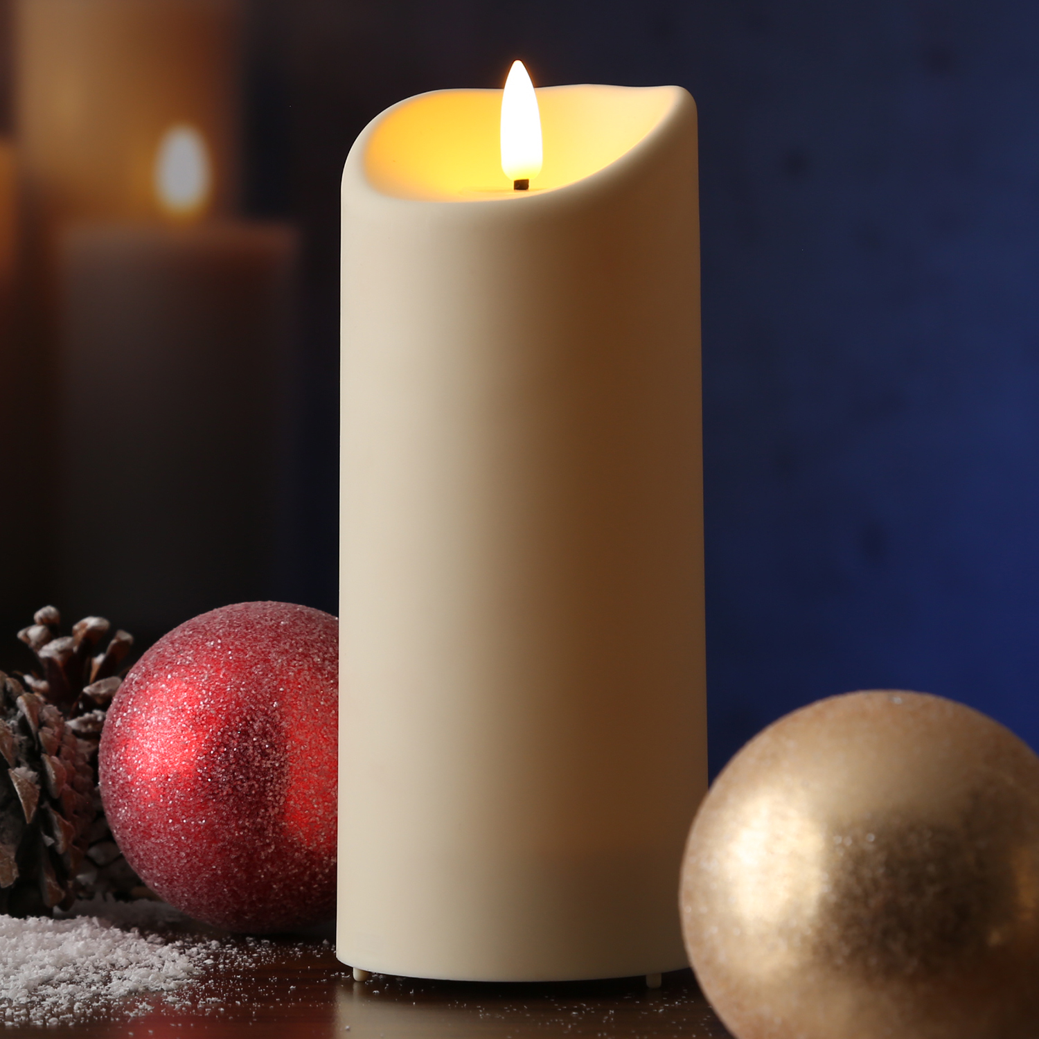 LED Stumpenkerze Flamme - Kunststoff - warmweiße 3D Flamme - H: 17,5cm - Timer - outdoor - creme LED Stumpenkerze Flamme - Kunststoff - warmweiße 3D Flamme - H: 17,5cm - Timer - outdoor - creme