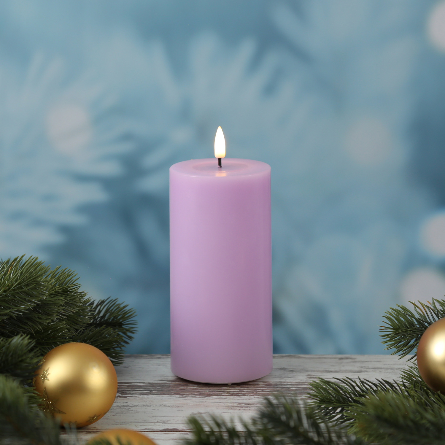 LED Stumpenkerze MIA - Echtwachs - realistische 3D Flamme - H: 15cm - D: 7,5cm - lavendel LED Stumpenkerze MIA - Echtwachs - realistische 3D Flamme - H: 15cm - D: 7,5cm - lavendel