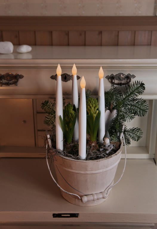 LED-Stabkerze "Paulina"- flackernde LED - H: 28cm - Batteriebetrieb - Fernbedienung - 4er Set - weiß