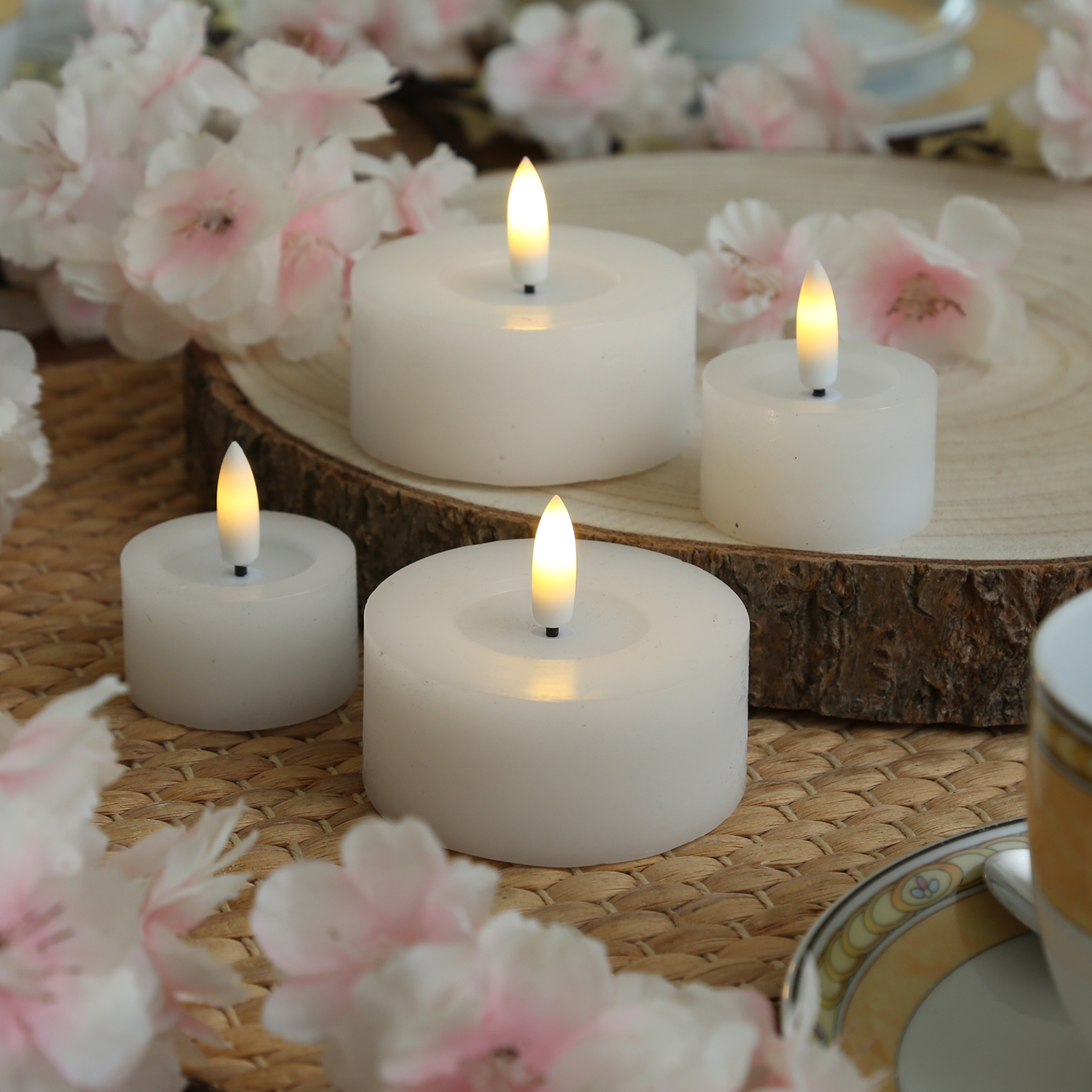 LED Maxi Teelichter LINA - Rustik-Optik - Echtwachs - Timer - D: 7cm - H: 6cm - weiß - 2 Stück