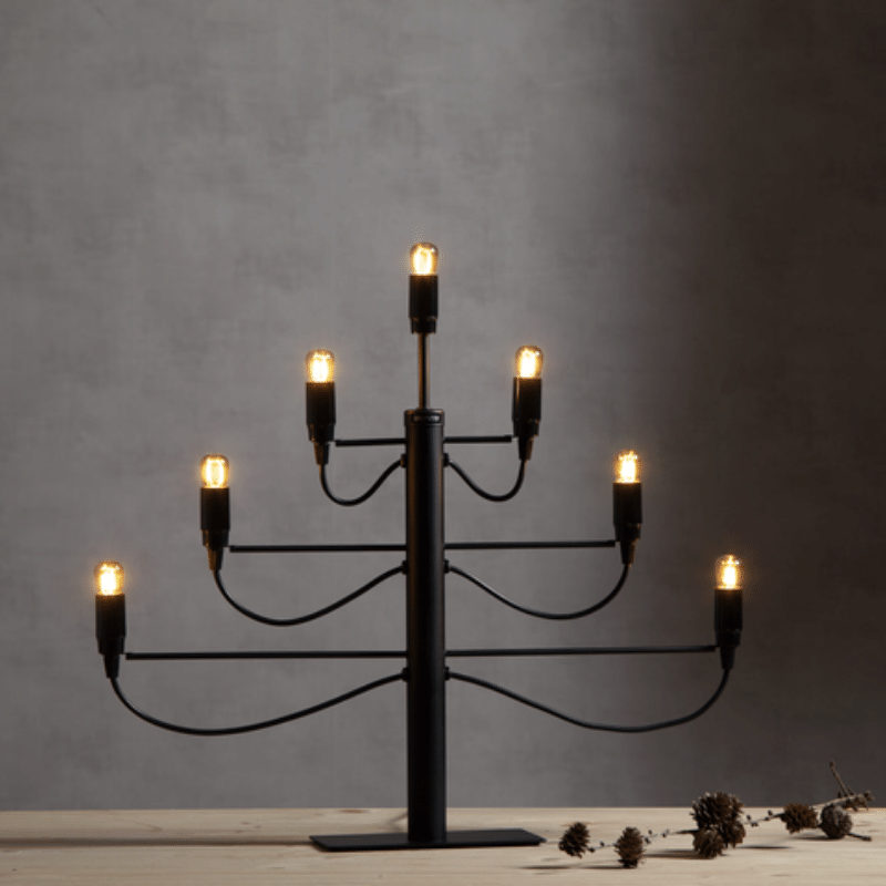 Kerzenleuchter/Tischleuchte "Milano" - 7-armig - E14 Fassung - H: 52,5cm, L: 60cm - schwarz Kerzenleuchter/Tischleuchte "Milano" - 7-armig - E14 Fassung - H: 52,5cm, L: 60cm - schwarz