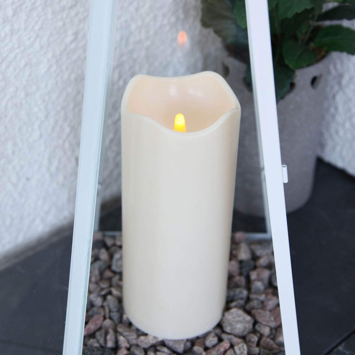 LED Stumpenkerze "Paul" - flackernde LED - H: 18cm - Sensor - Timer - outdoor - creme LED Stumpenkerze "Paul" - flackernde LED - H: 18cm - Sensor - Timer - outdoor - creme