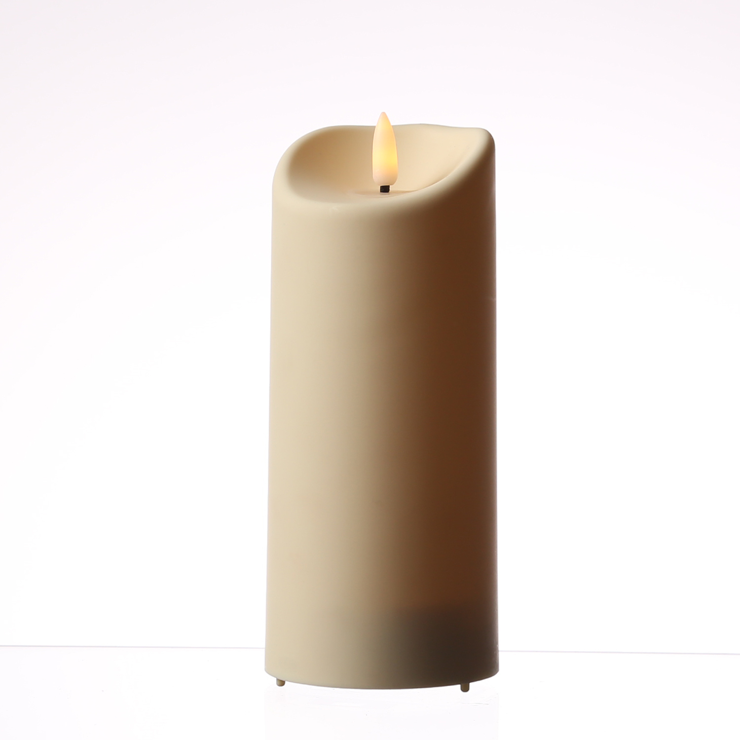 LED Stumpenkerze Flamme - Kunststoff - warmweiße 3D Flamme - H: 17,5cm - Timer - outdoor - creme LED Stumpenkerze Flamme - Kunststoff - warmweiße 3D Flamme - H: 17,5cm - Timer - outdoor - creme