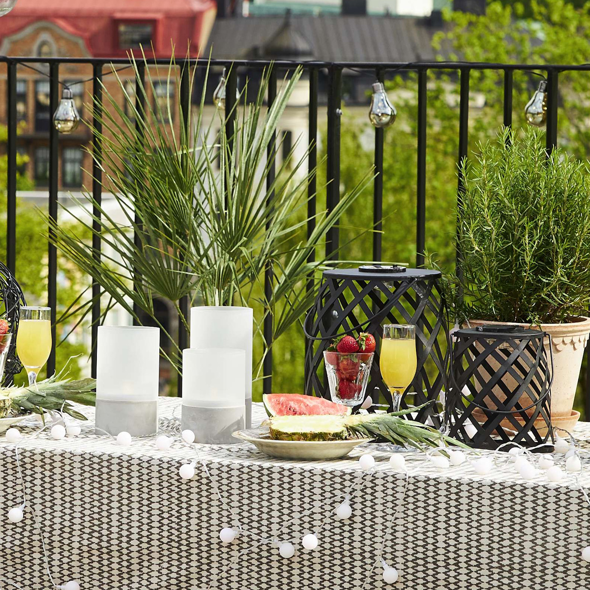 LED  Solar Laterne CALABRIA - warmweiße LED - H: 28cm - Dämmerungssensor - outdoor LED  Solar Laterne CALABRIA - warmweiße LED - H: 28cm - Dämmerungssensor - outdoor